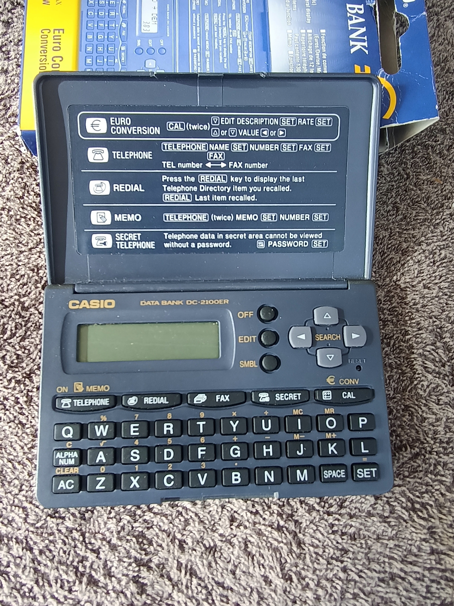 Kalkulator zabytkowy model Casio DC-2100ER-W