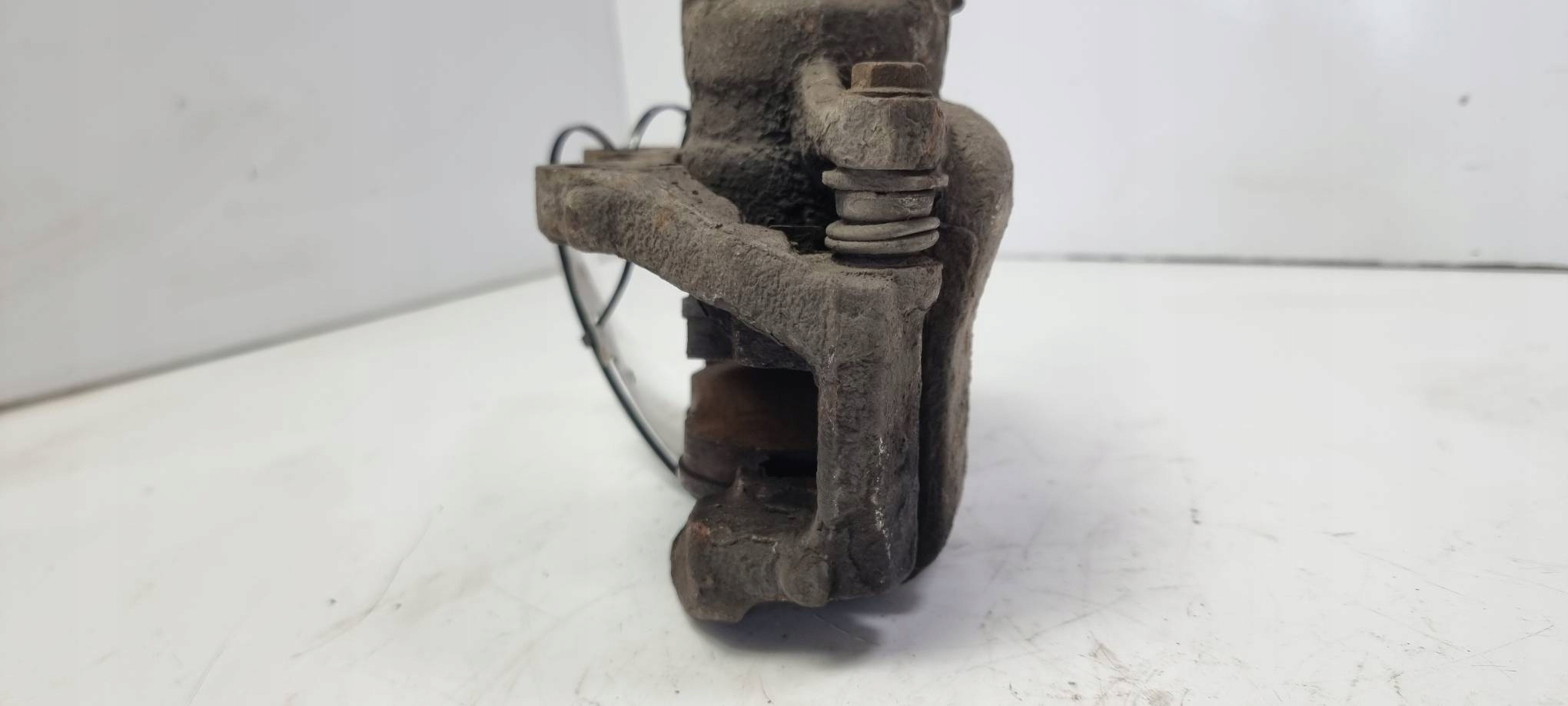 caliper brake front left 1.6 HDI PEUGEOT 307