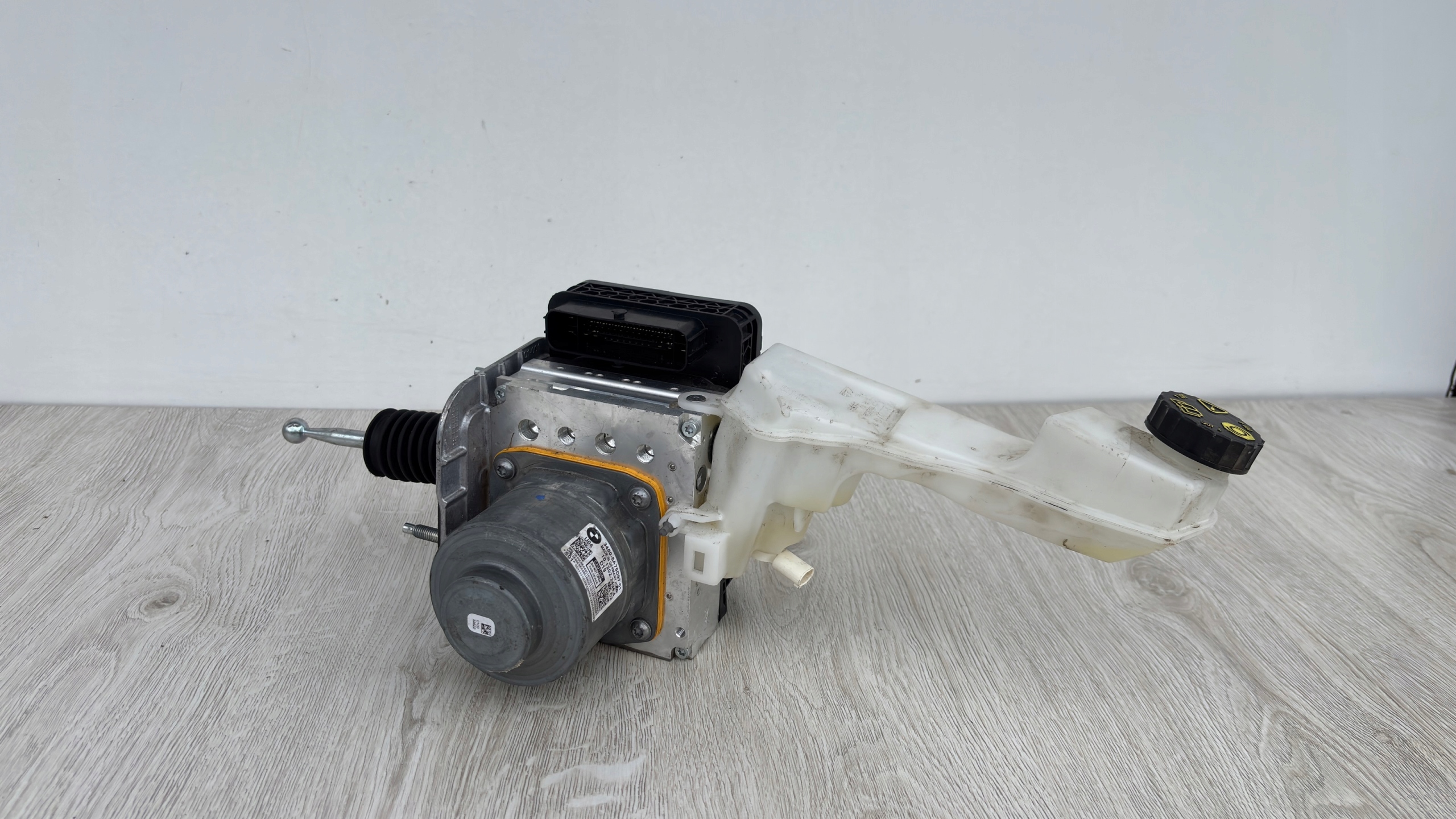 Servofreno ABS BMW 2 U06 3450-5A75D97-01 KA10/SI29