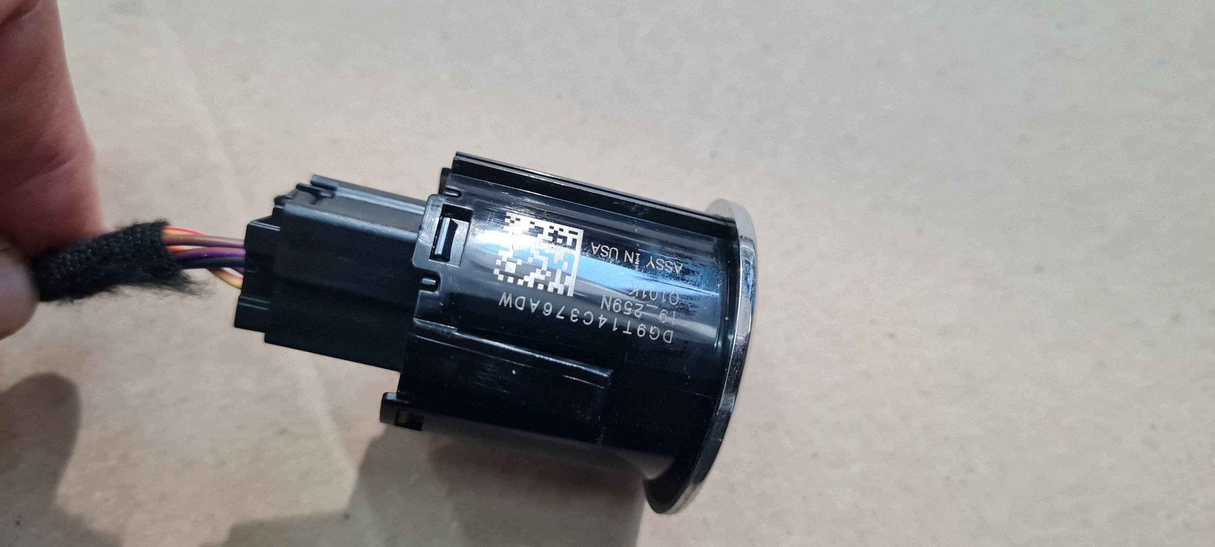 Ford Edge II 2020 ST LIFT button switch START STOP DG9T14C376ADW