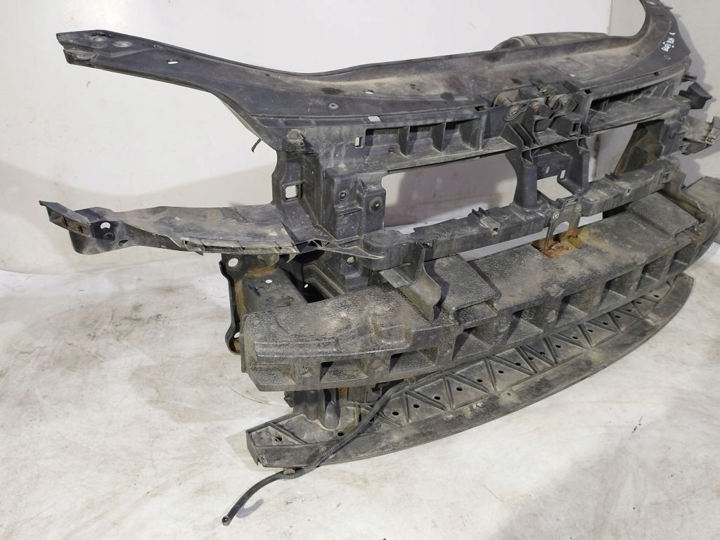 VW Golf V 5 plus pillar iron support panel for radiators TDI