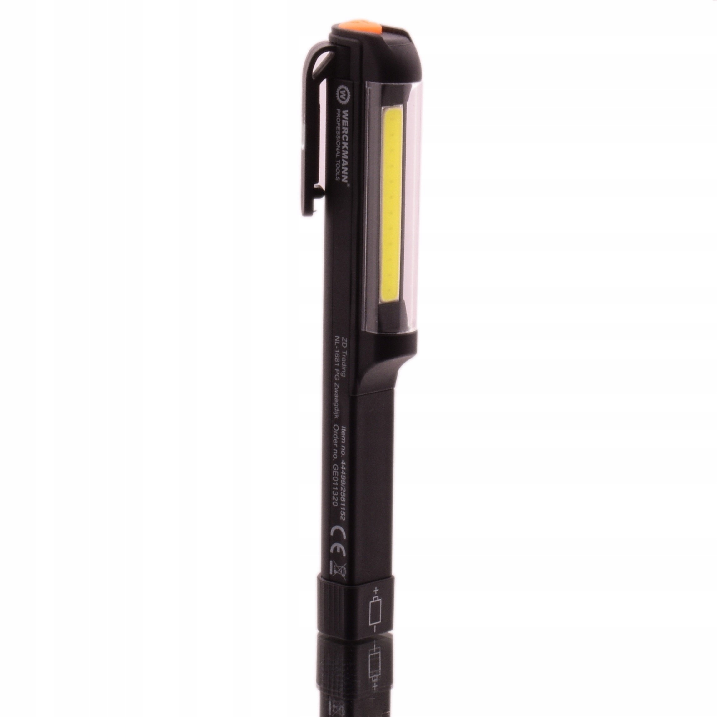 

Latarka Led Na Baterie Aaa Z Magnesem Lampa Lampka