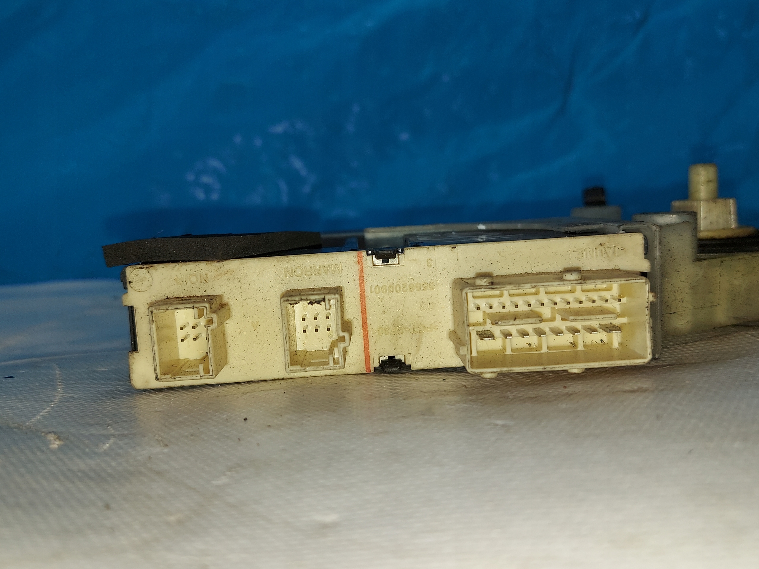 engine lifting windows CITROEN C4 9681577380 right front