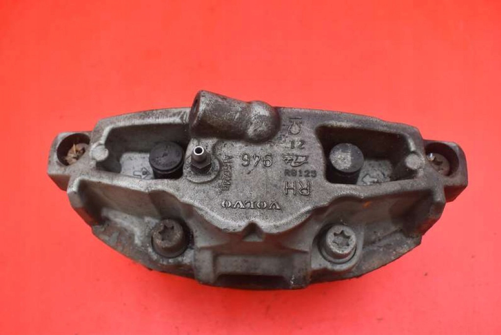 caliper brake right front VOLVO XC70 2 II 2.4 D5 185 KM 4X4 07-13