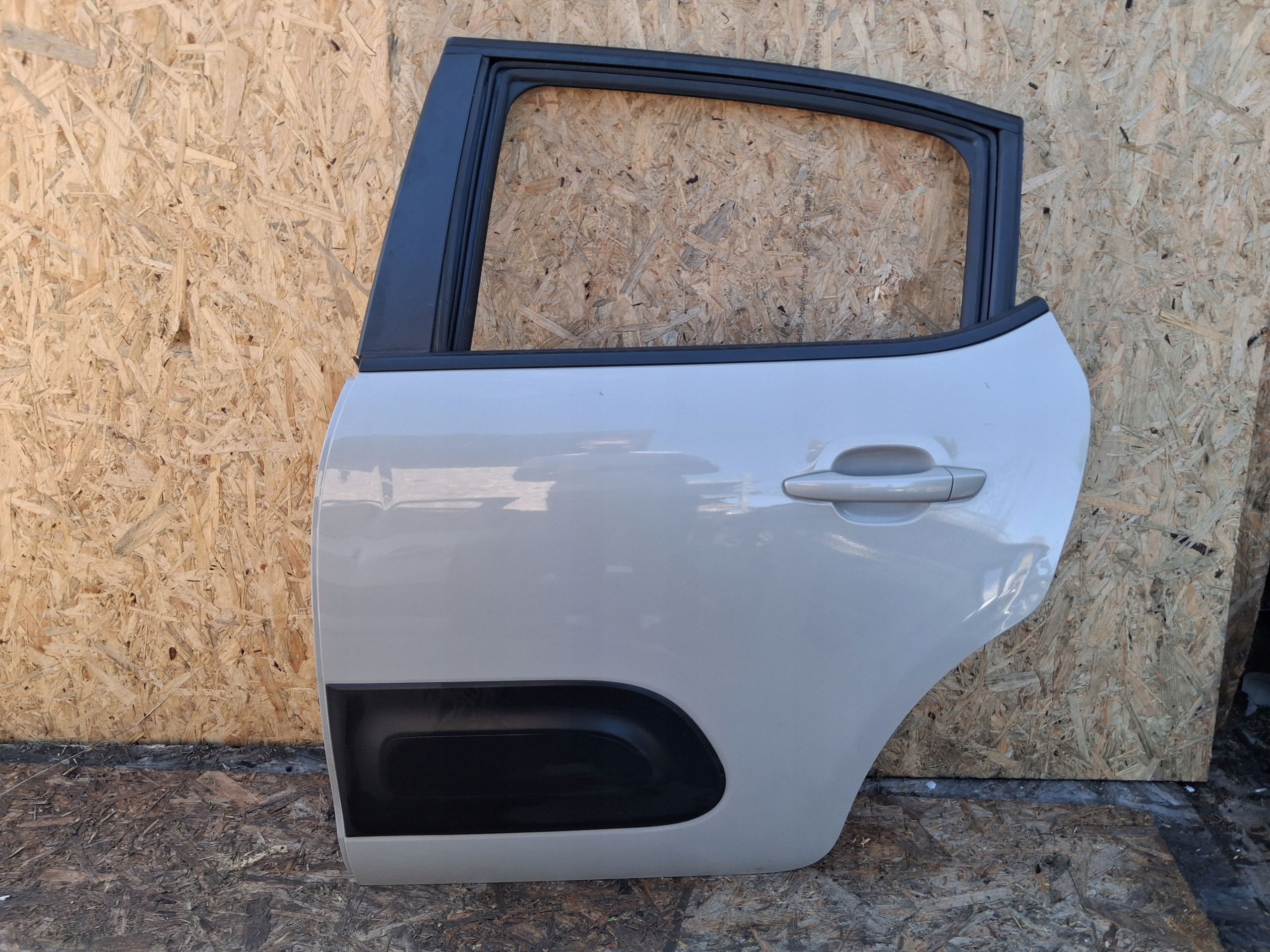 door complete left TYLNIE left rear part CITROEN C3 III LIFT