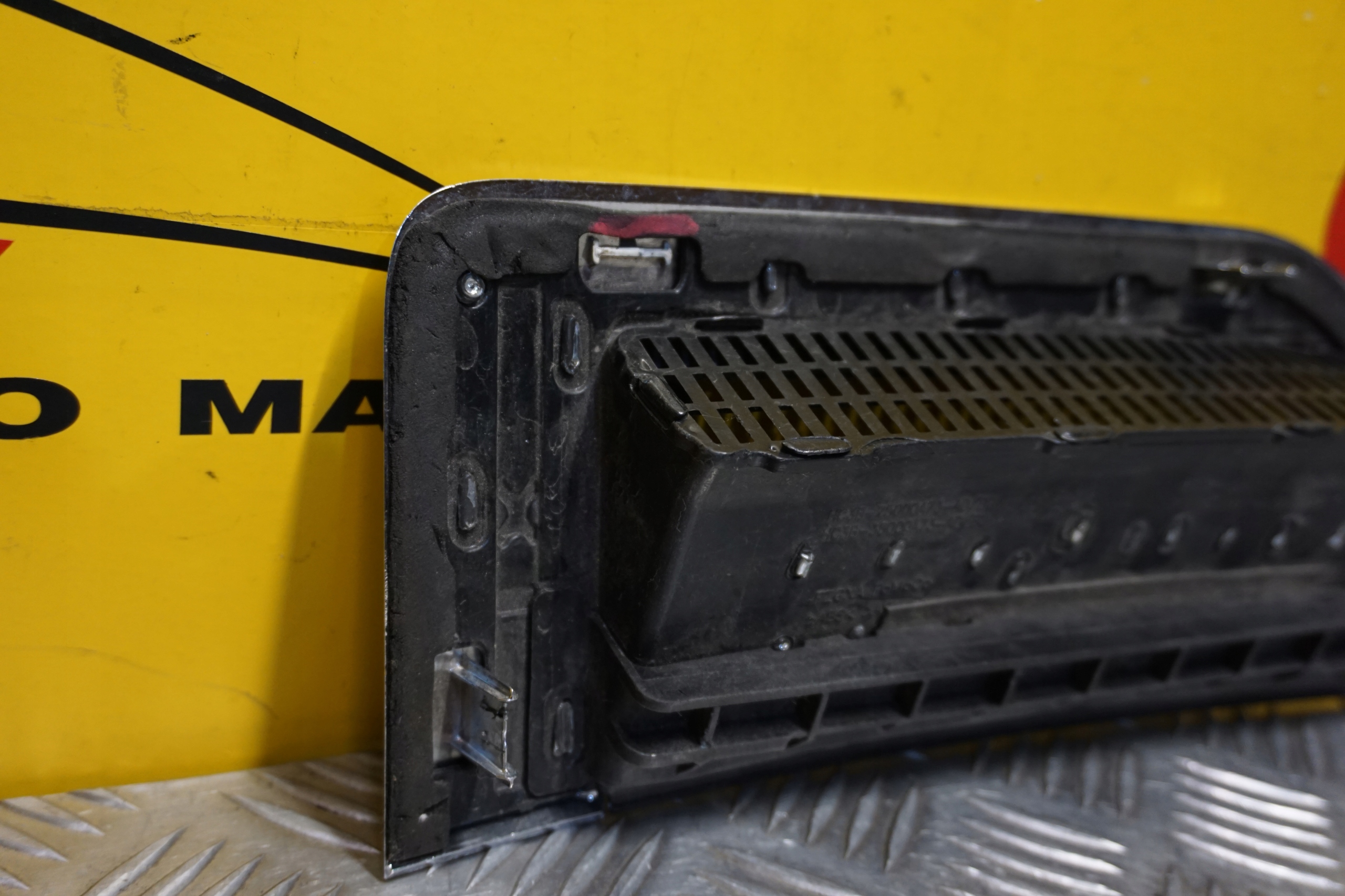 FORD F250 2017 - 2020 Emblemat Lewy HC3B 35000A73 Typ samochodu Samochody osobowe