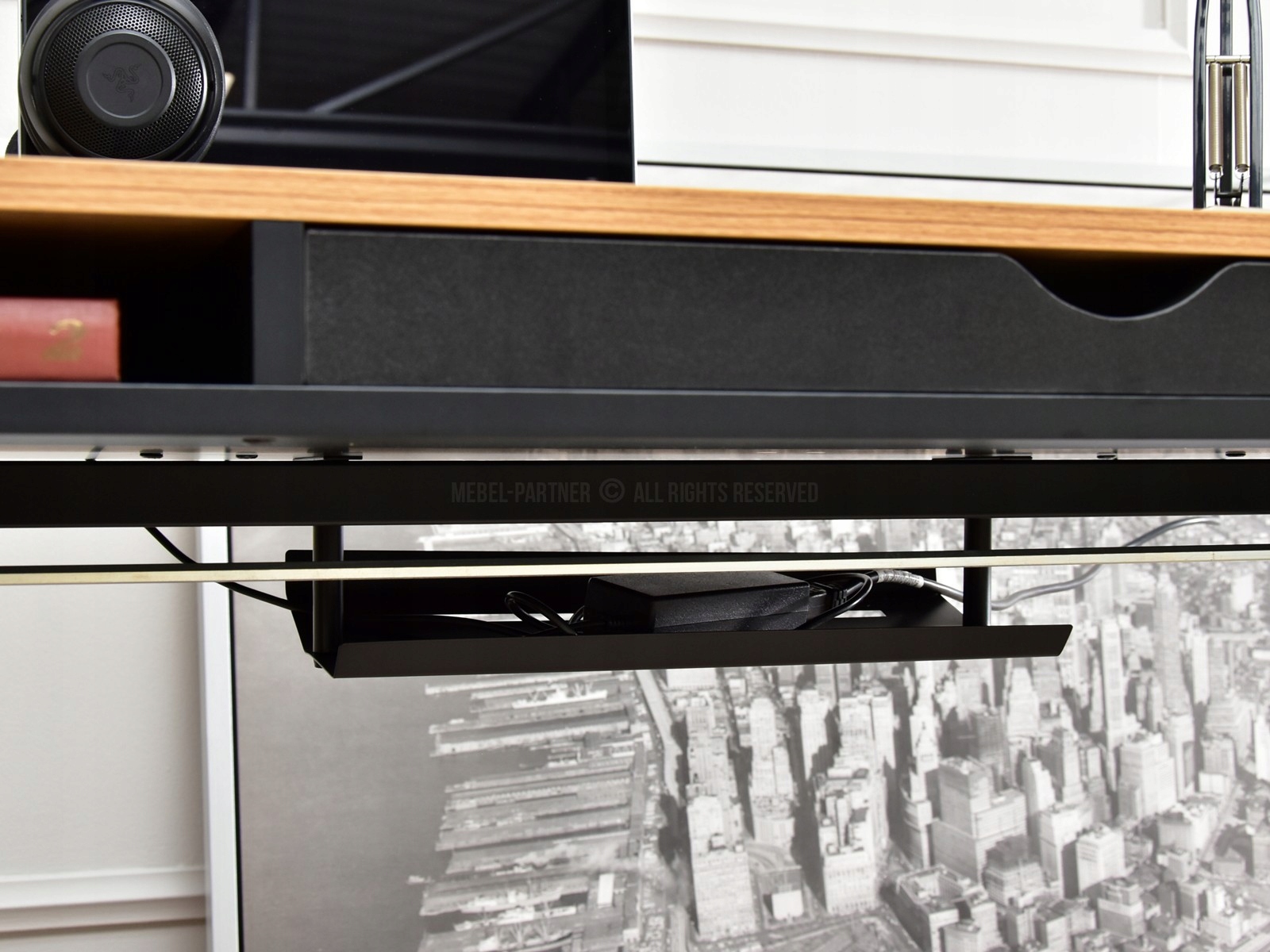 NOWOCZESNE BIURKO PODNOSZONE OTSO 120 CZARNY DĄB Informacje dodatkowe podnoszone