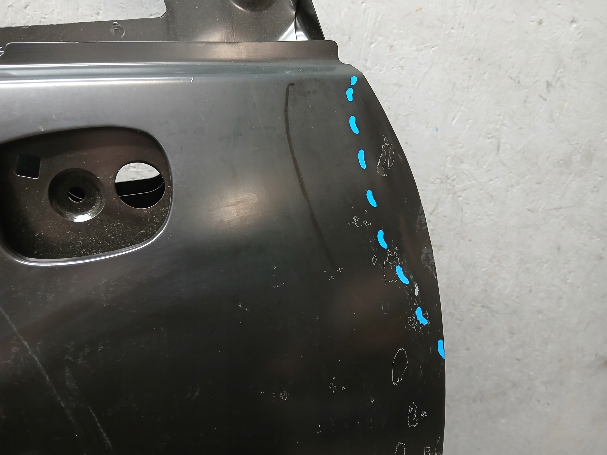 door front right RENAULT CAPTUR and 1 new ORYGINALNE 801009375R