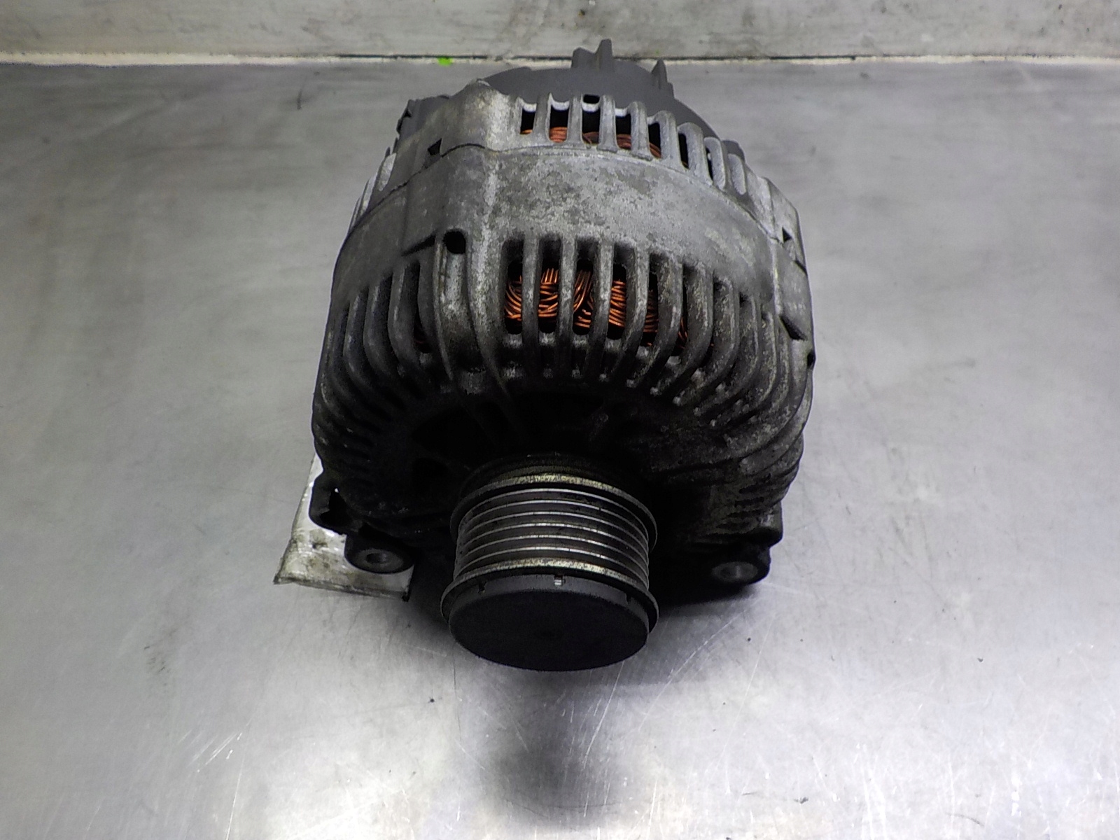 VW PASSAT B6 1.9 TDI ALTERNATOR 021903026L