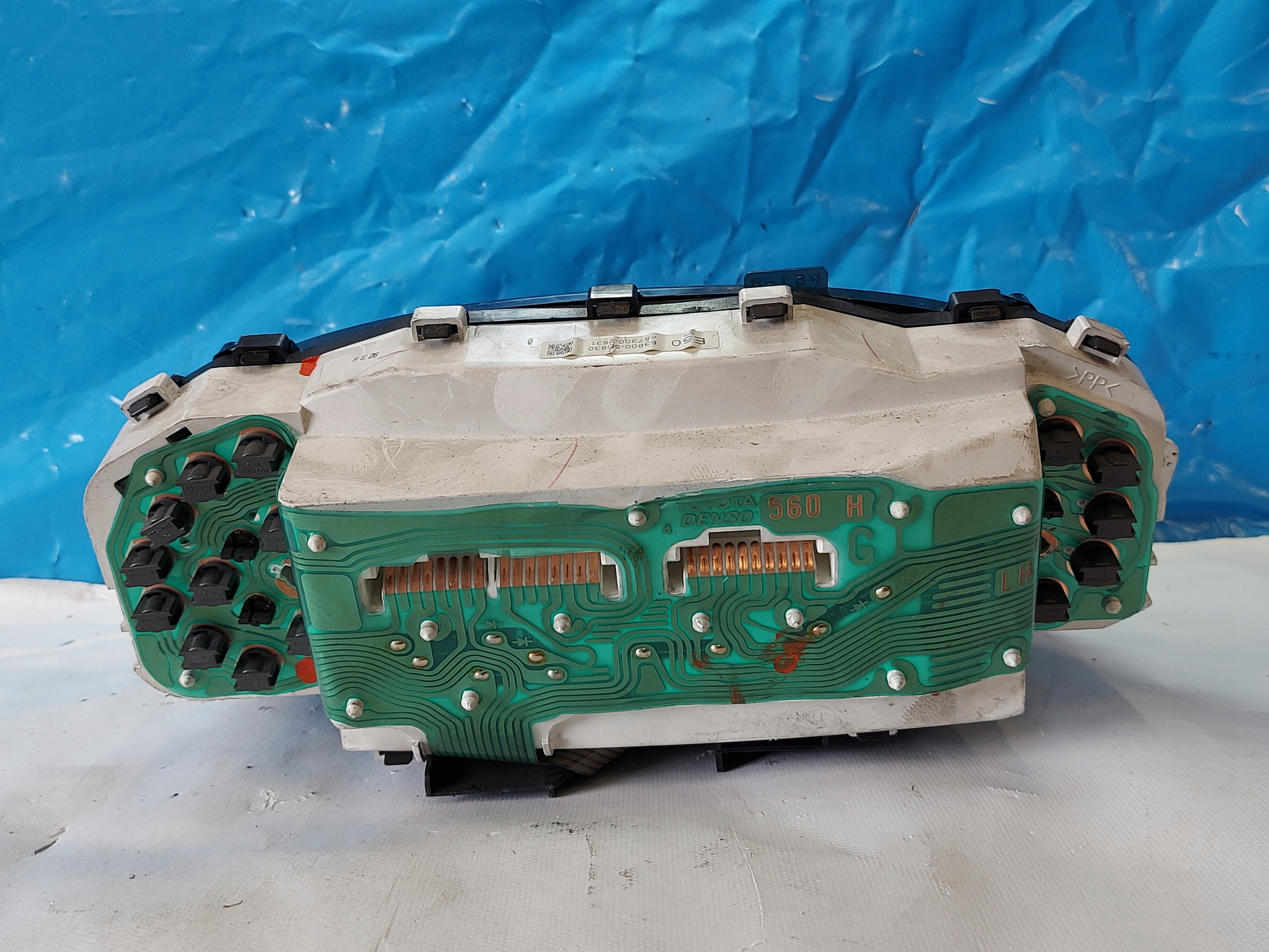 dials clock YARIS VERSO 1.4 D4D 838005C630
