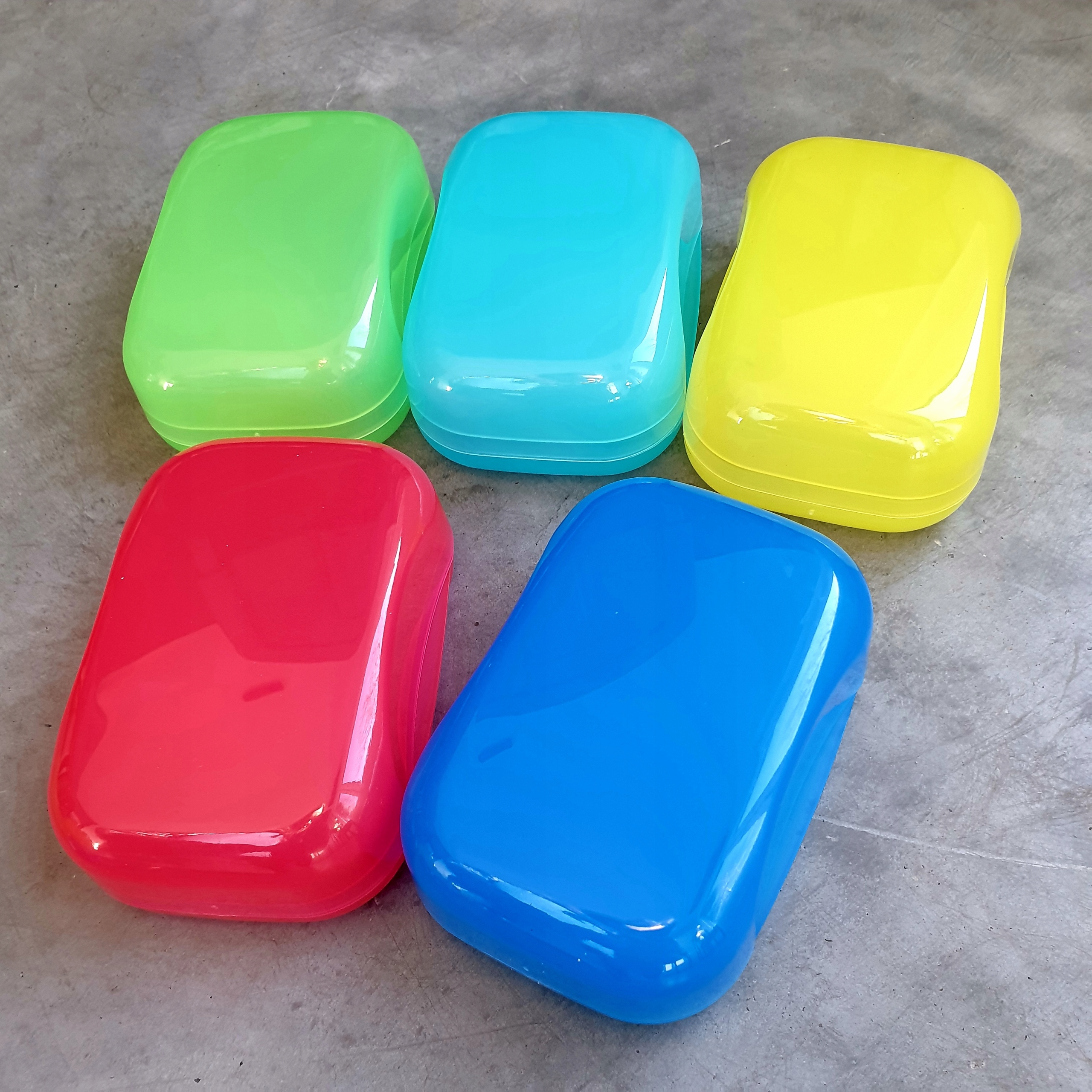 DENI CARTE MYDELNICZKA PODRÓŻNA PLASTIKOWA ZAMYKANA Kod producenta 102