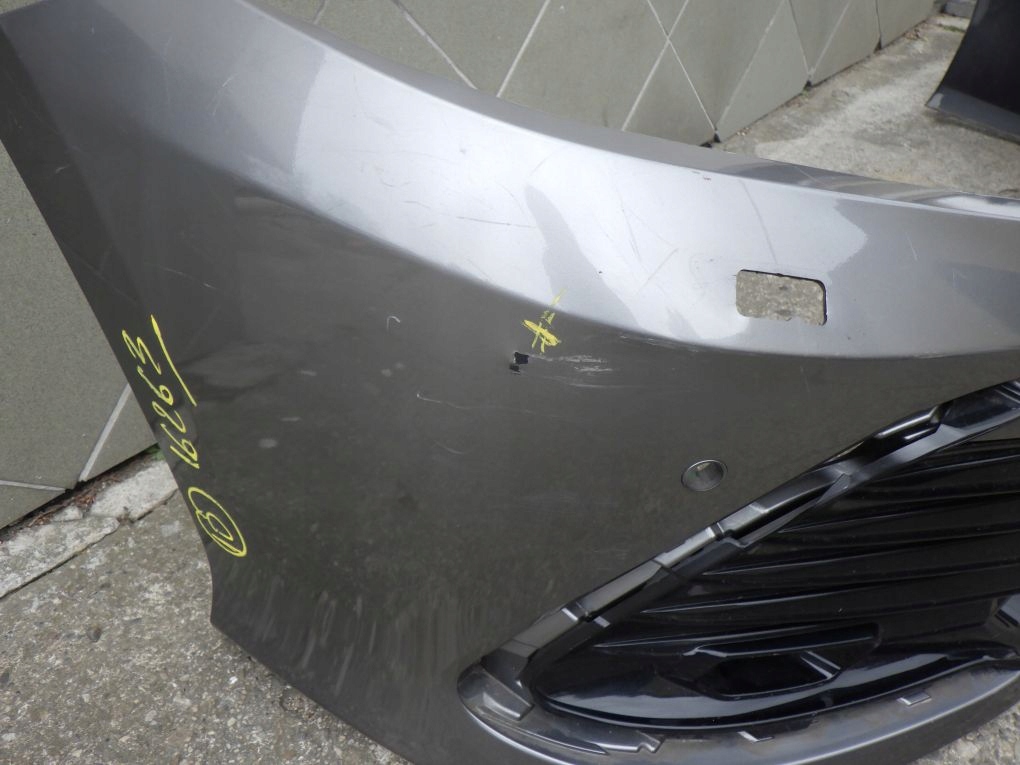 TOYOTA CAMRY VIII VX70 LIFT 21- frontstoßstange