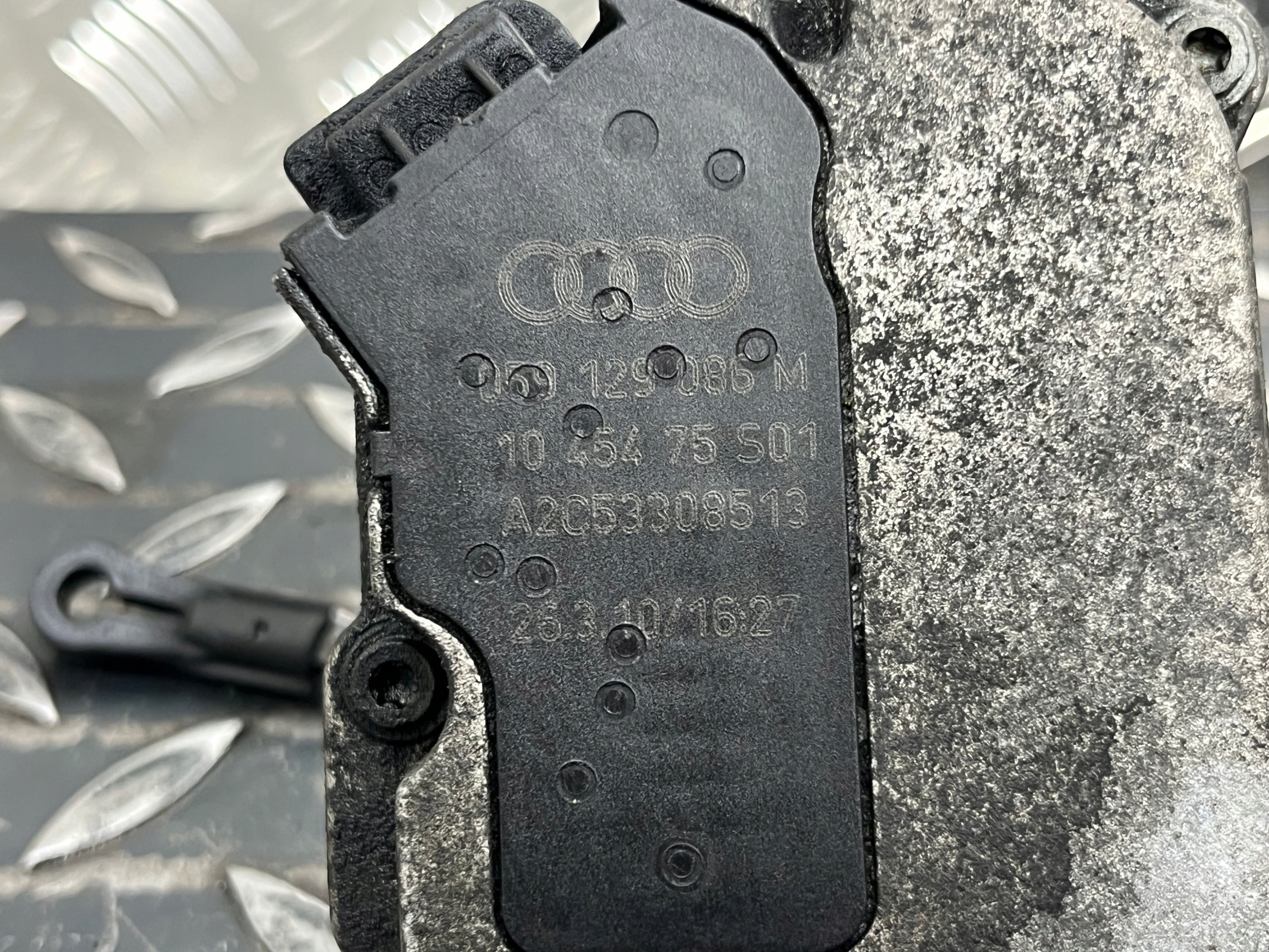 regulator KLAPEK header pipe AUDI A6-C6 059129086M