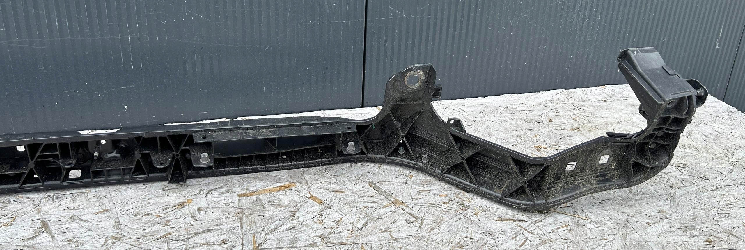 support panel for radiators pillar iron FORD S-MAX MK2 15- EM2B-8B041-A