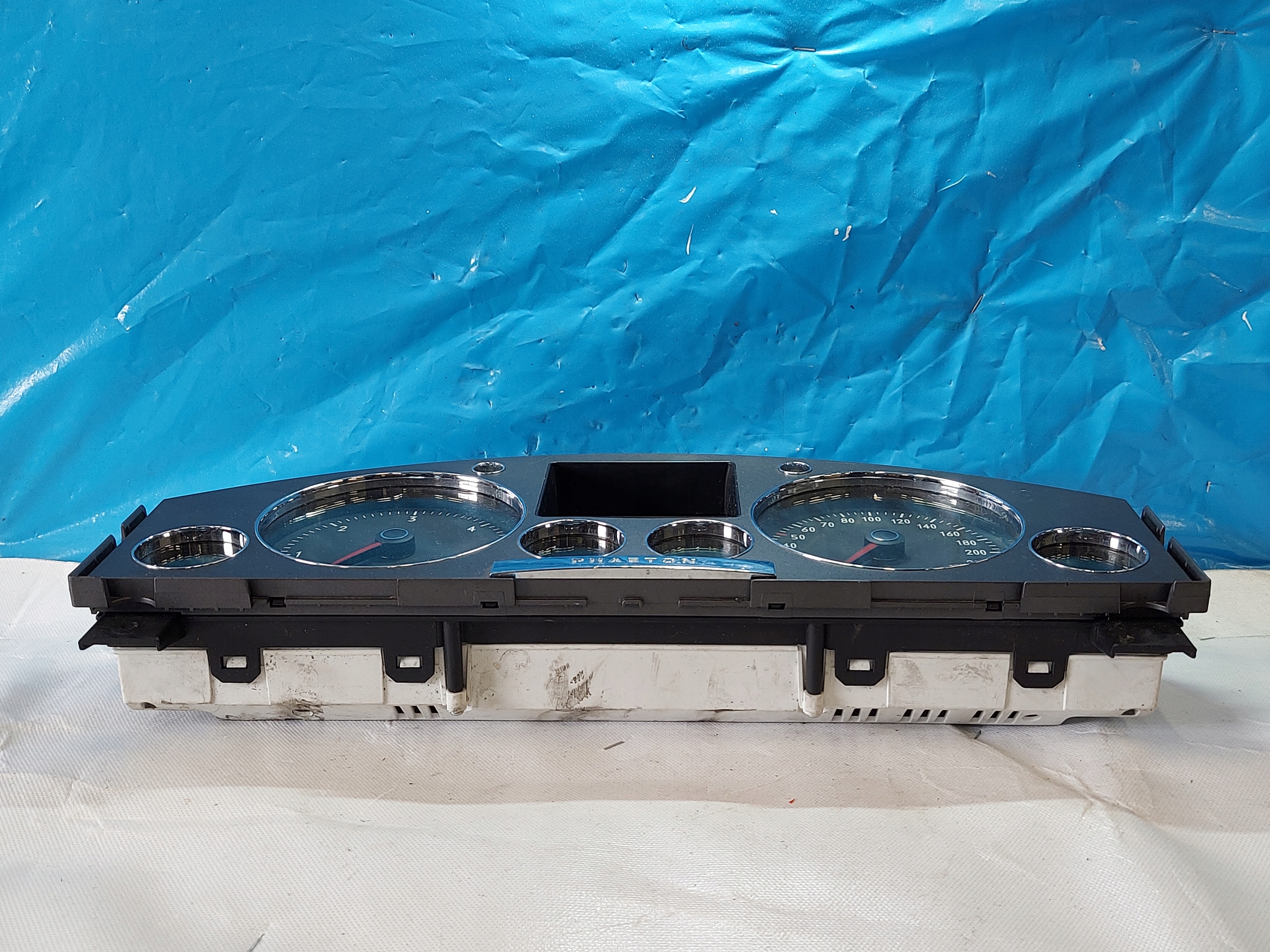 dials clock VW PHEATON 3.0 TDI 3D0920885K