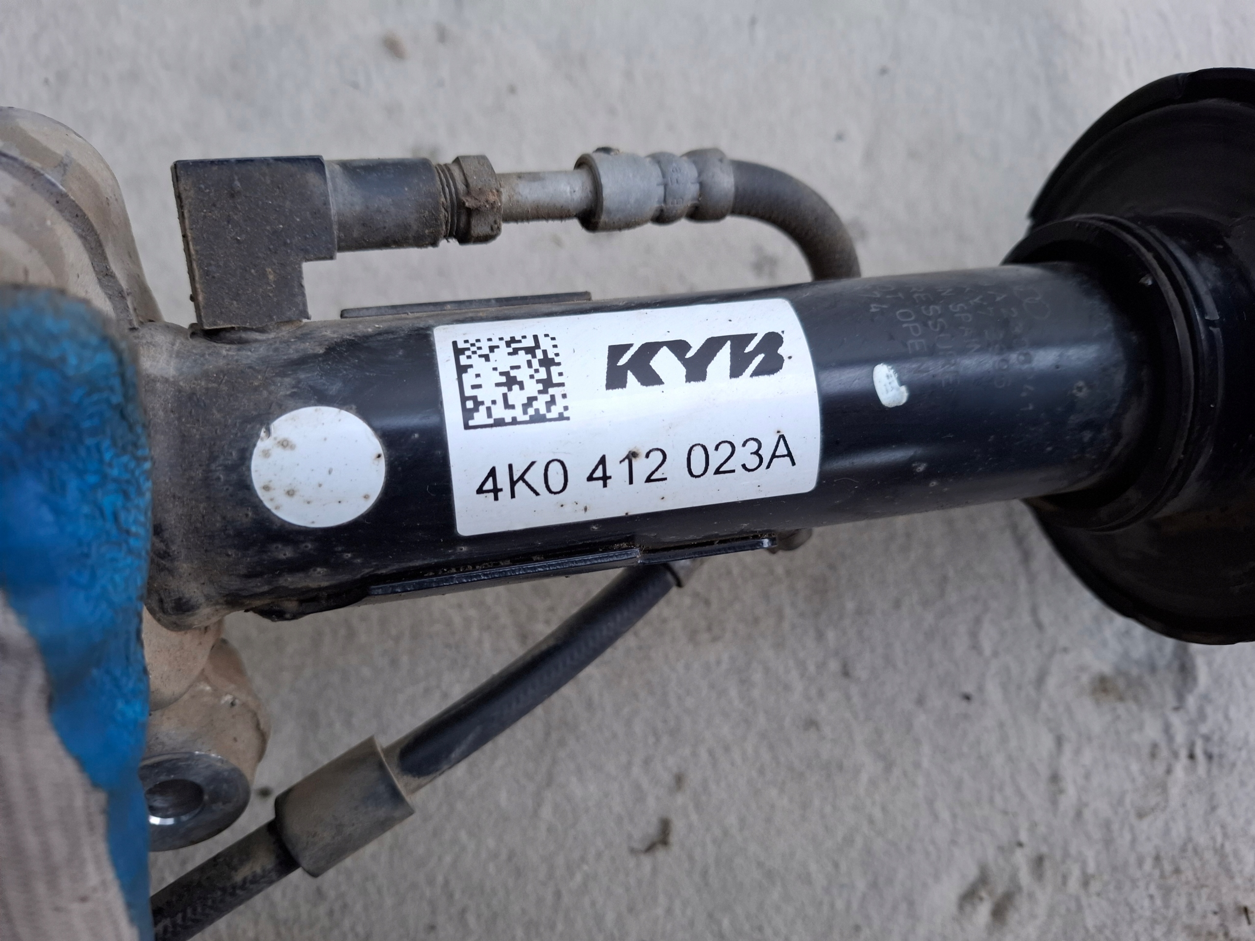 AUDI RS6 4K C8 4.0 TFSI shock absorber front front left 4K0412019A 23r