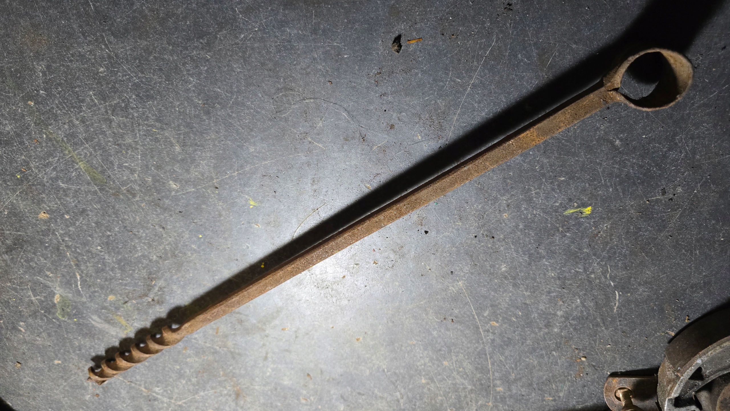 STARE ZABYTKOWE RĘCZNE WIERTŁO BARDZO DŁUGIE PRL 440mm