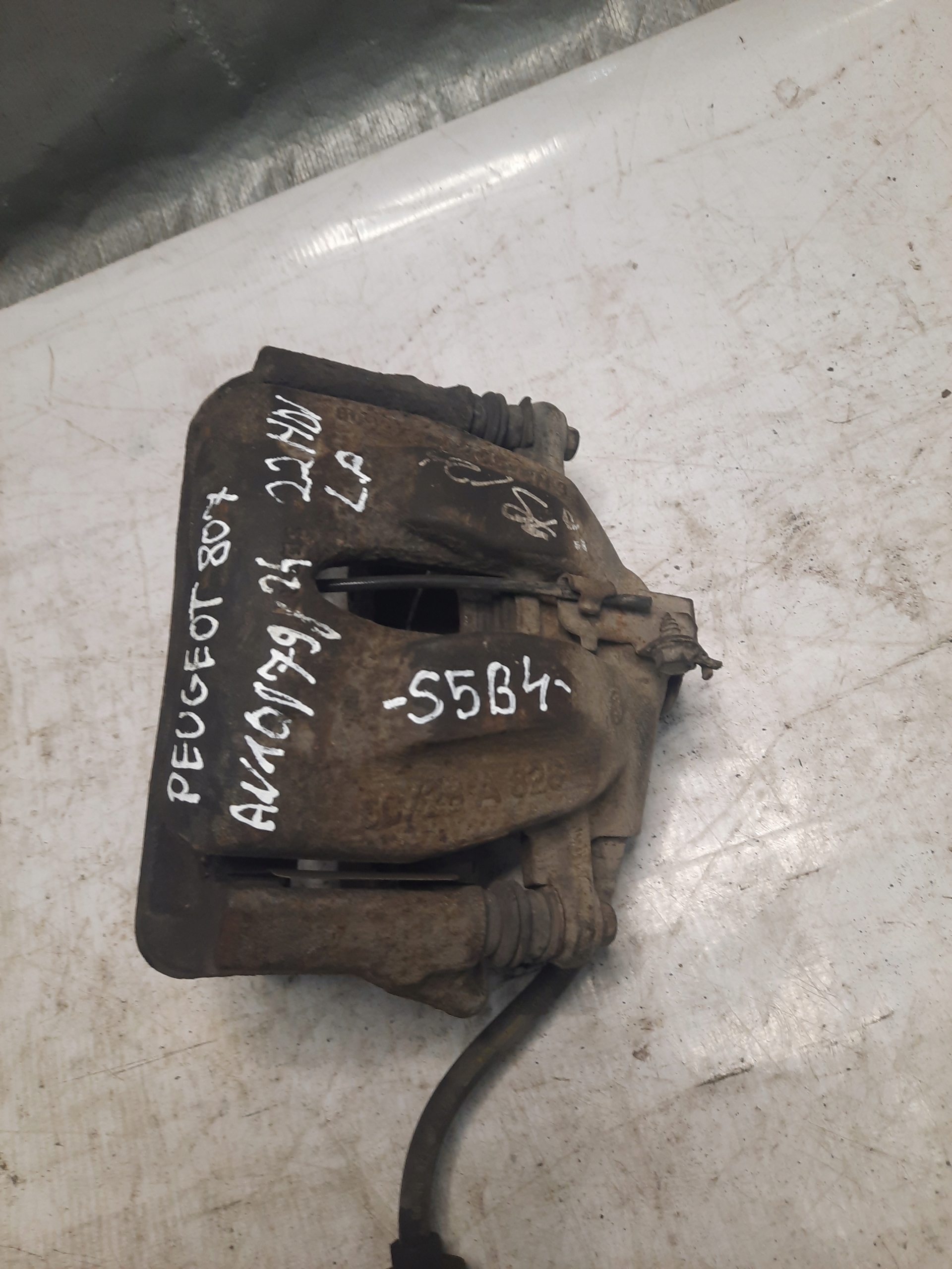 Peugeot 807 citroen c8 2.2 hdi caliper front left