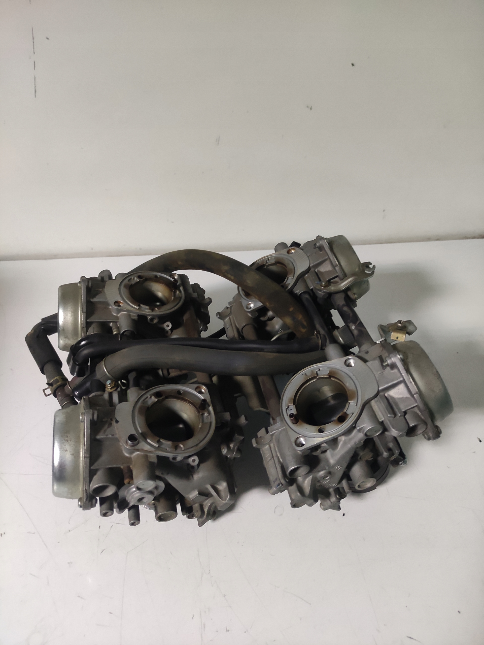 Карбюратори HONDA VFR 750 RC36 90-93