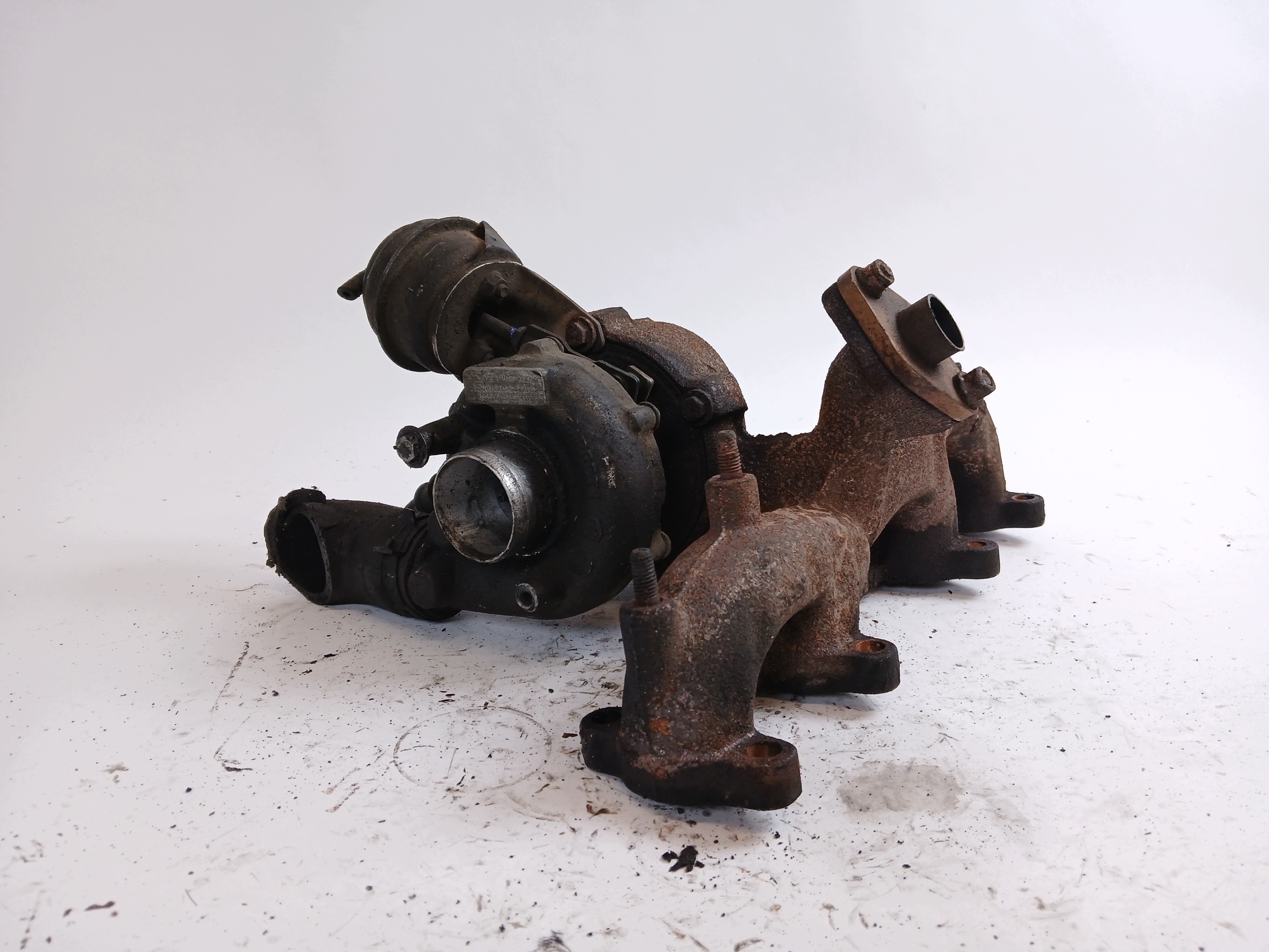 VW GOLF IV LEON e 1.9 TDI turbo TURBINA 038253019N