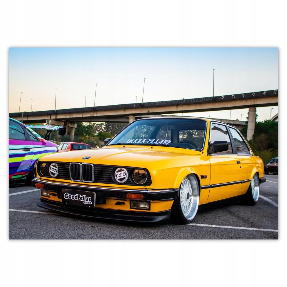 

Plakat 70x50 Żółte Bmw Trójka 3 Gleba