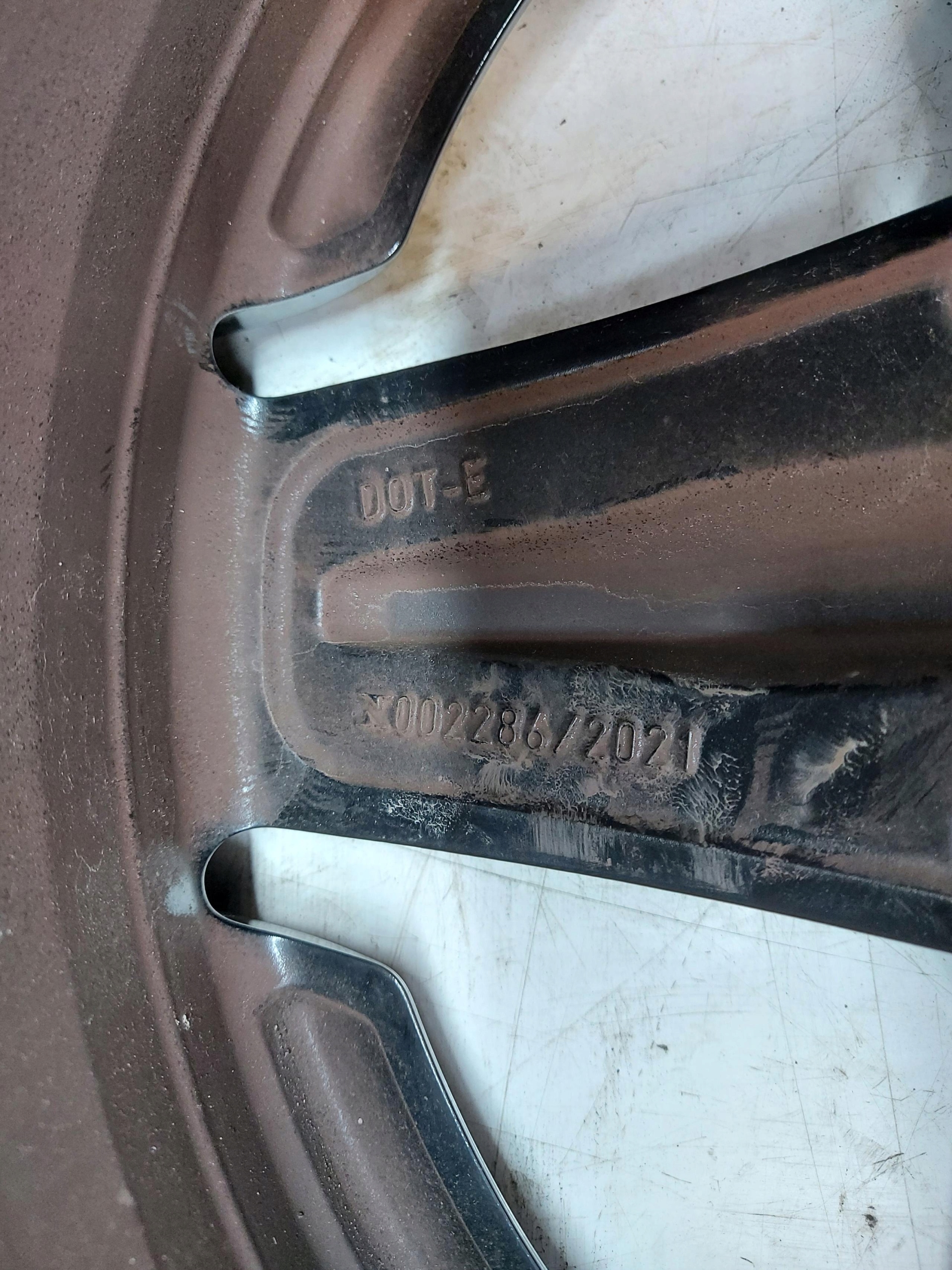 Mercedes W254 GLC 220d disk disk 285/40 R20 A2544010700