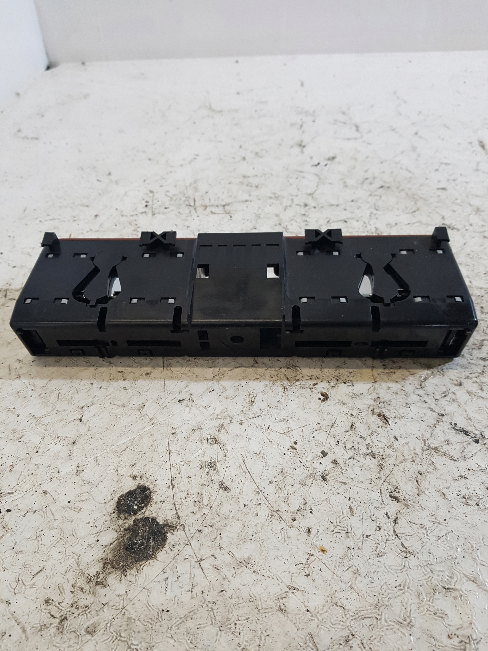 passenger compartment plato consoles PHAETON 3D0857558B