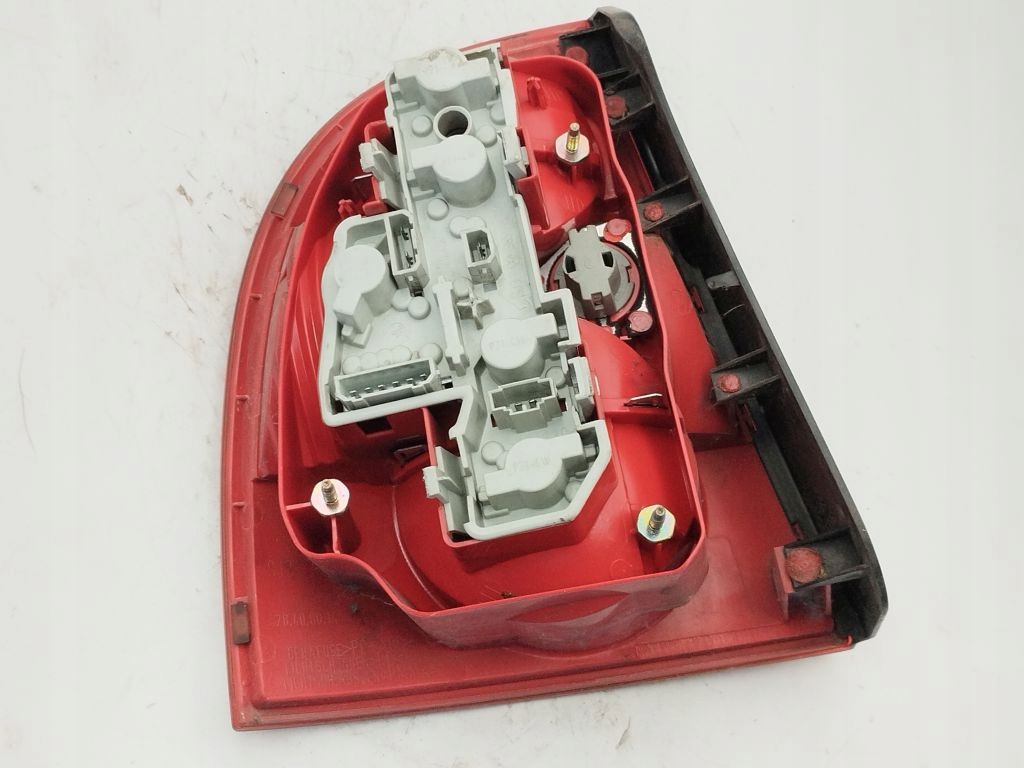 VW Passat B5 lift sedan light right rear part rear