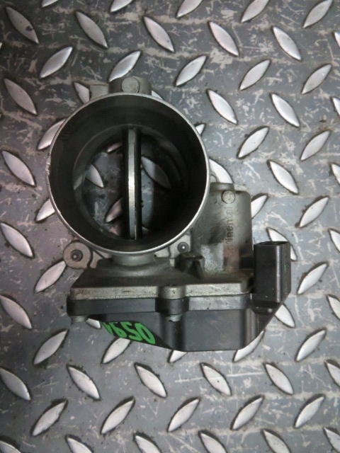 Audi OE 059145950AA ДРОССЕЛЬНАЯ ЗАСЛОНКА