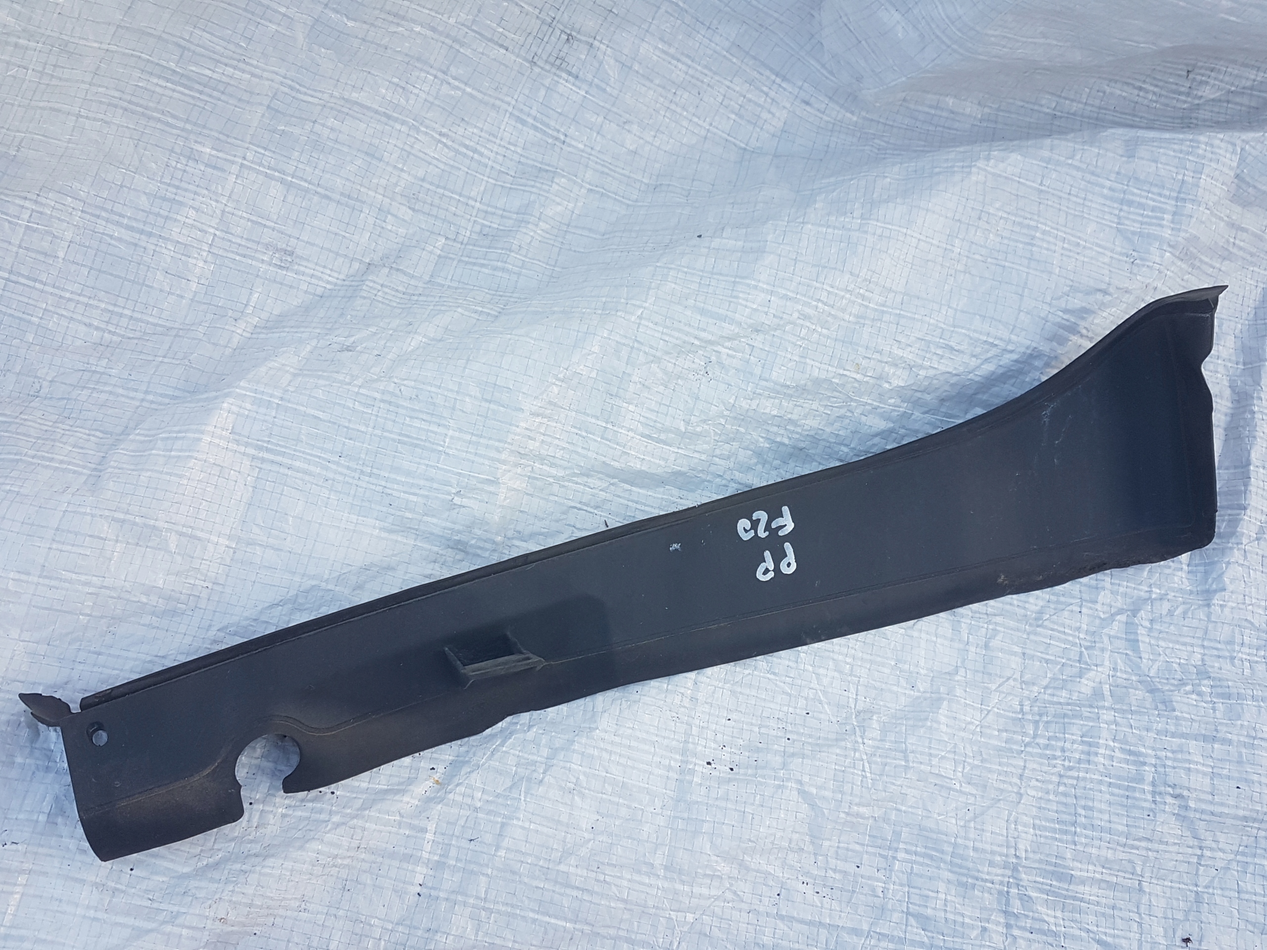 BMW F20 F21 прокладка капота крыла П 7269998