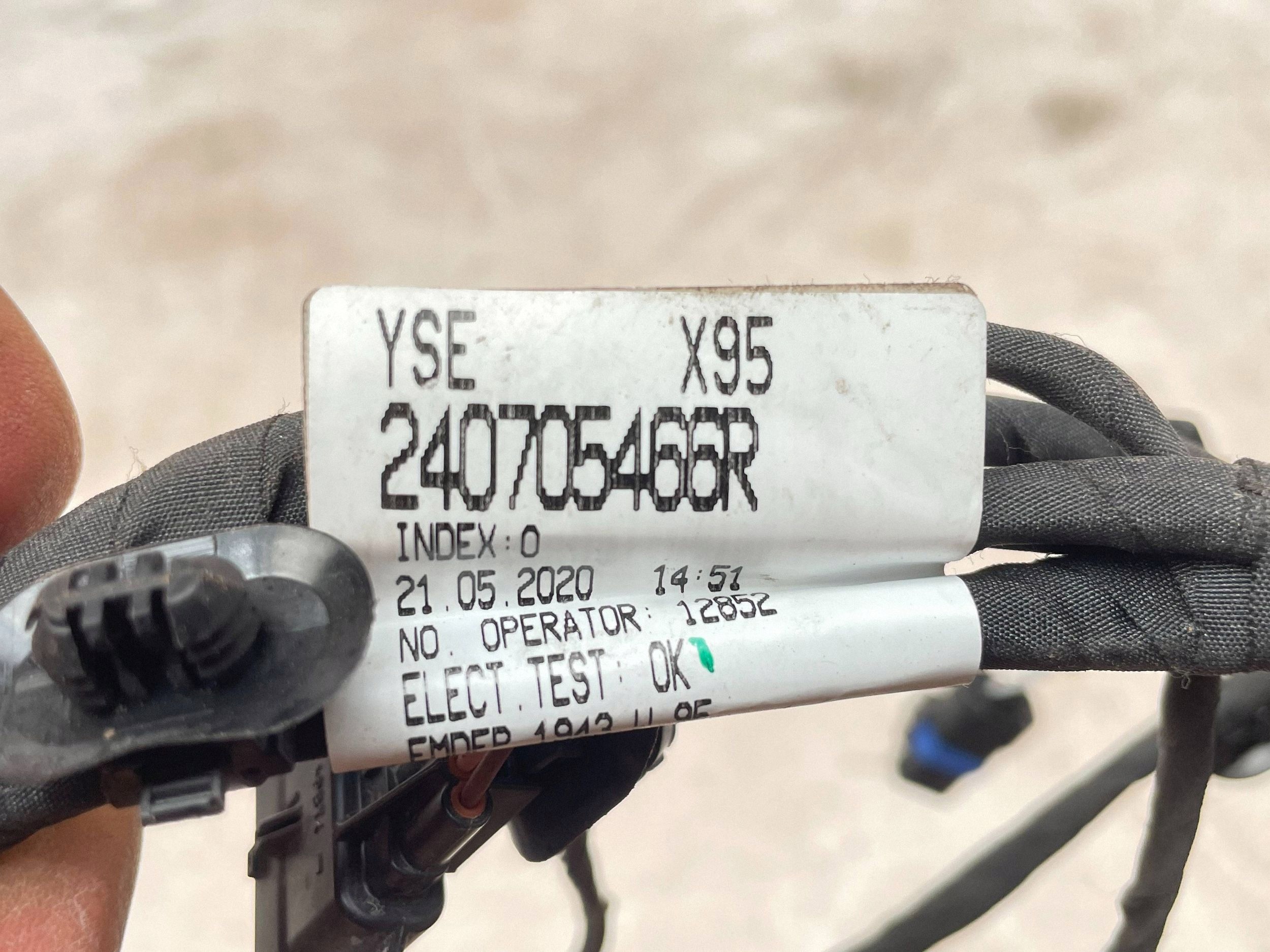 cablaggio Anteriore Paraurti RENAULT KADJAR 240705466R @M