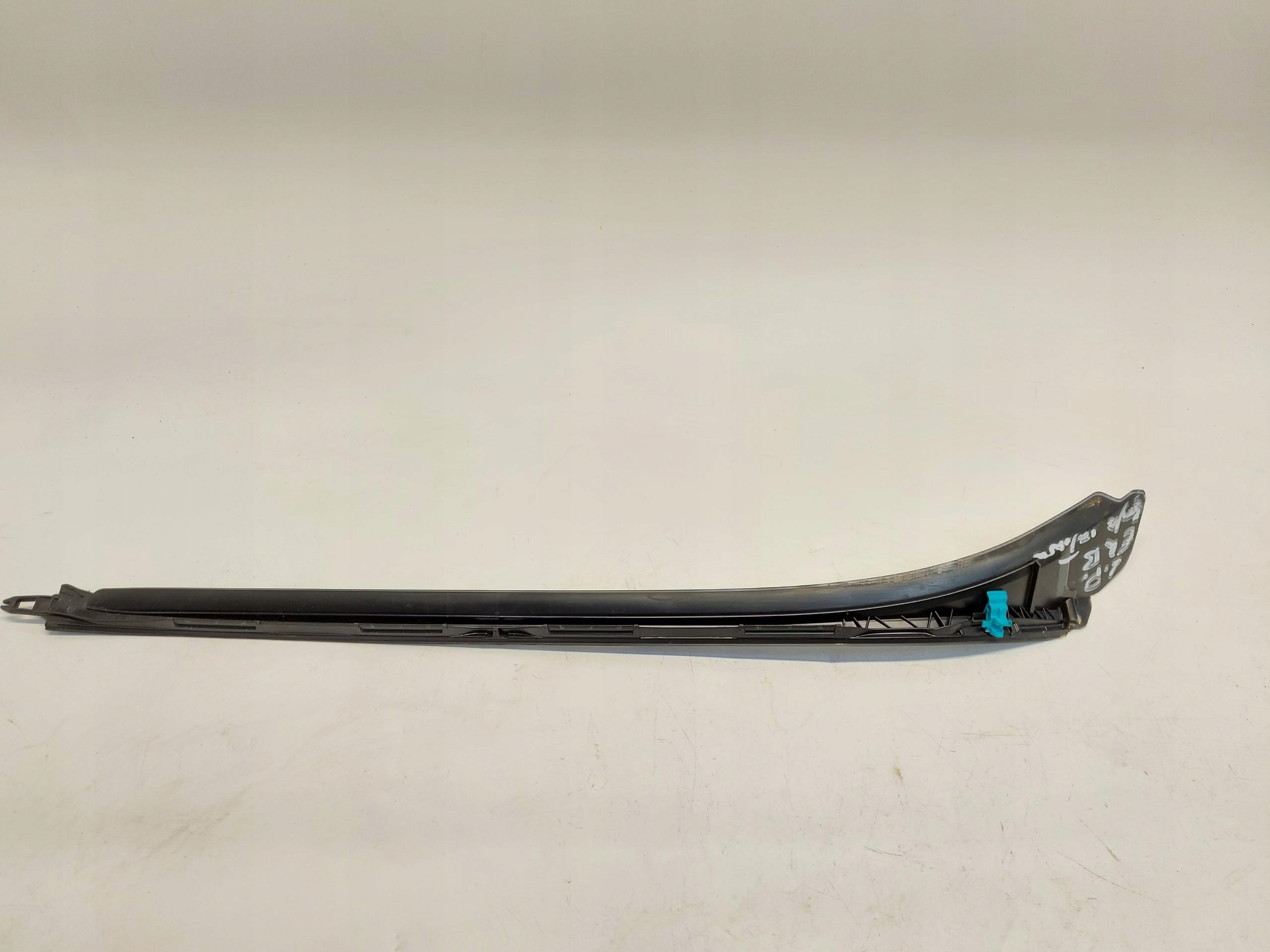 Mercedes EQB 250+ X243, w247 2025r. moulding windows windscreen front left