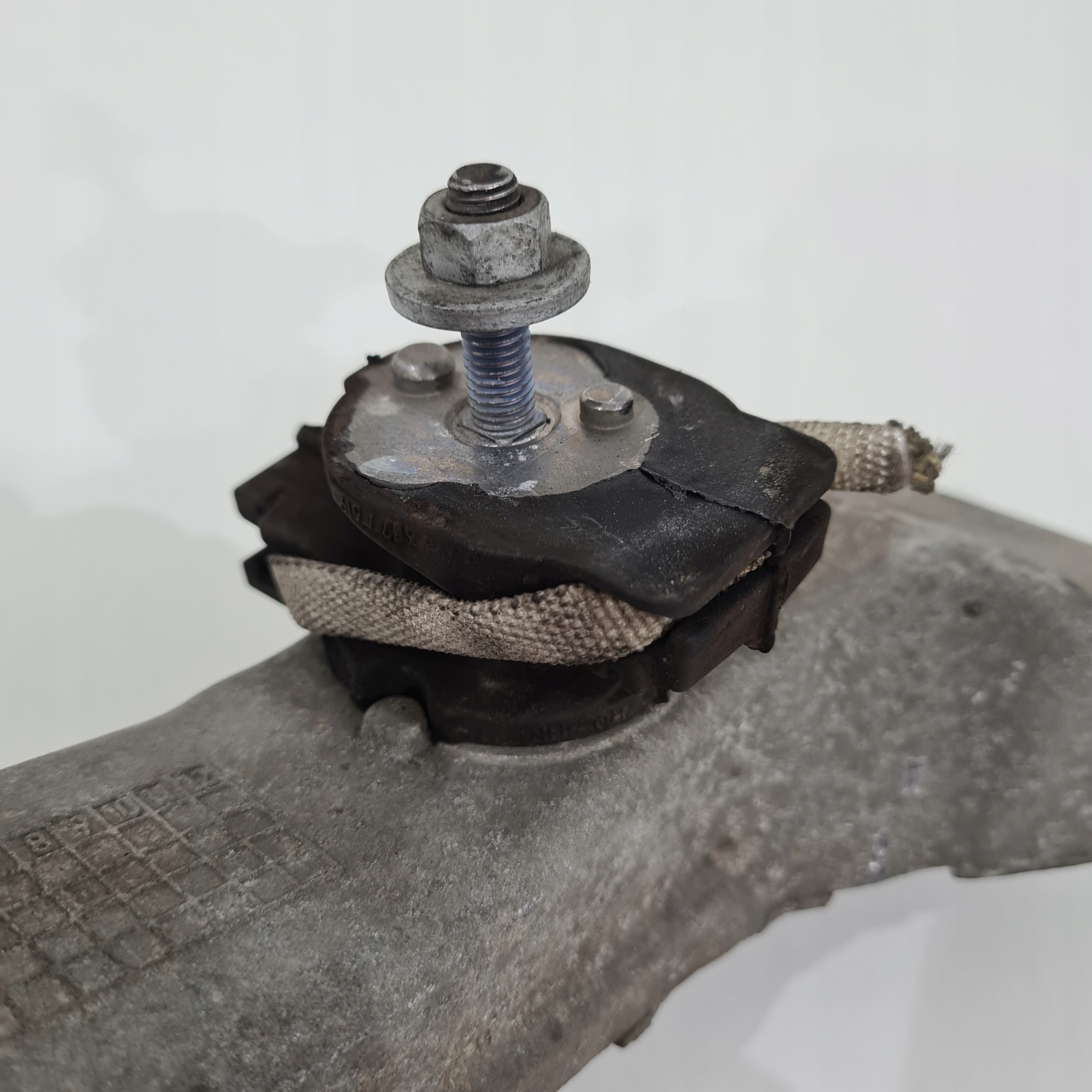 gearbox mounting AUTOMAT. 22316859417 BMW 2.0 d B47 E6