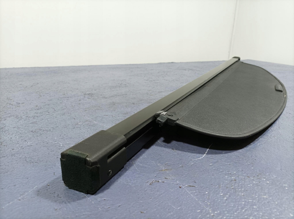 mazda ролета багажника