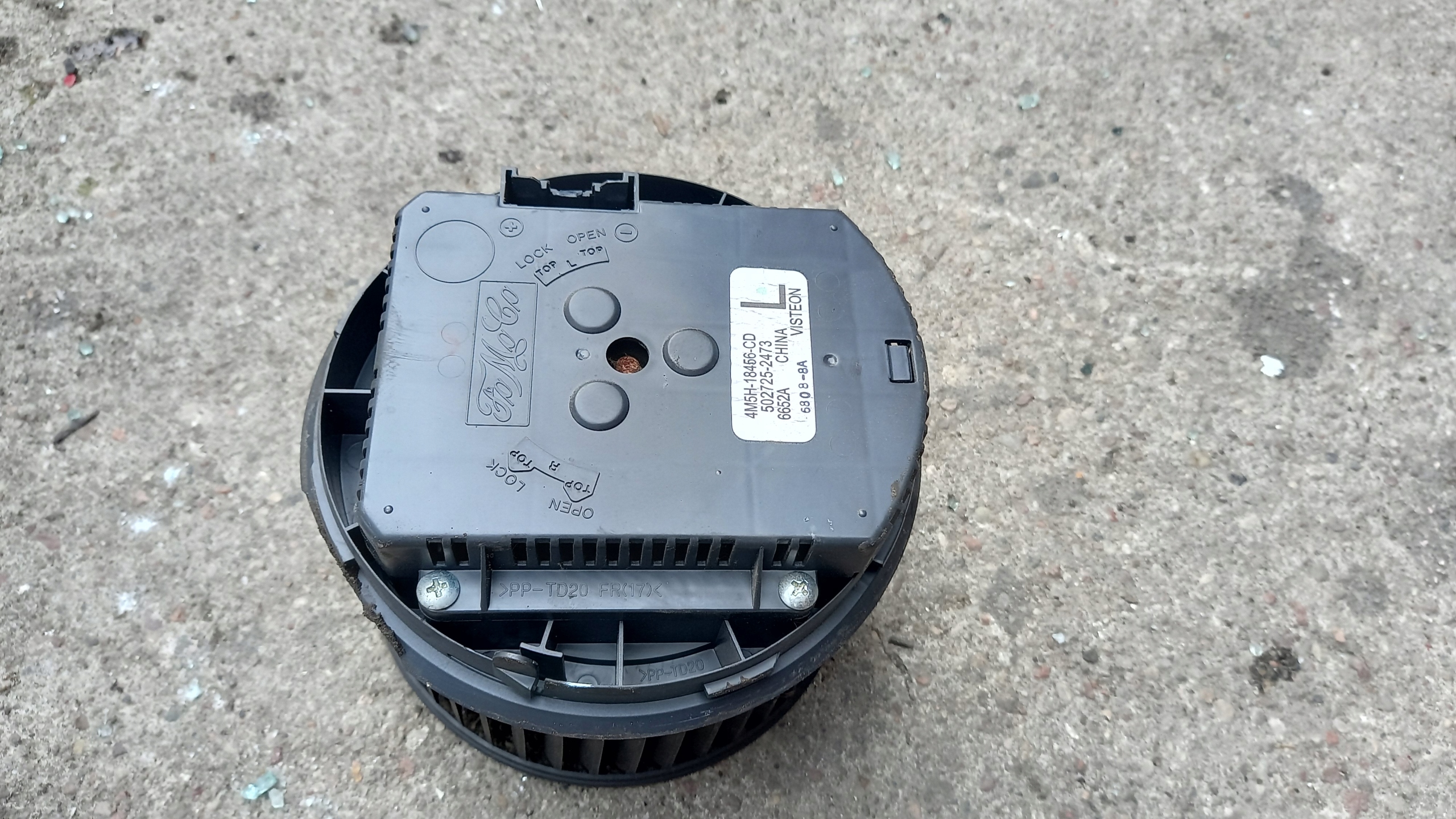 Вентилятор отопителя VOLVO C30 2.0 HDI 08R