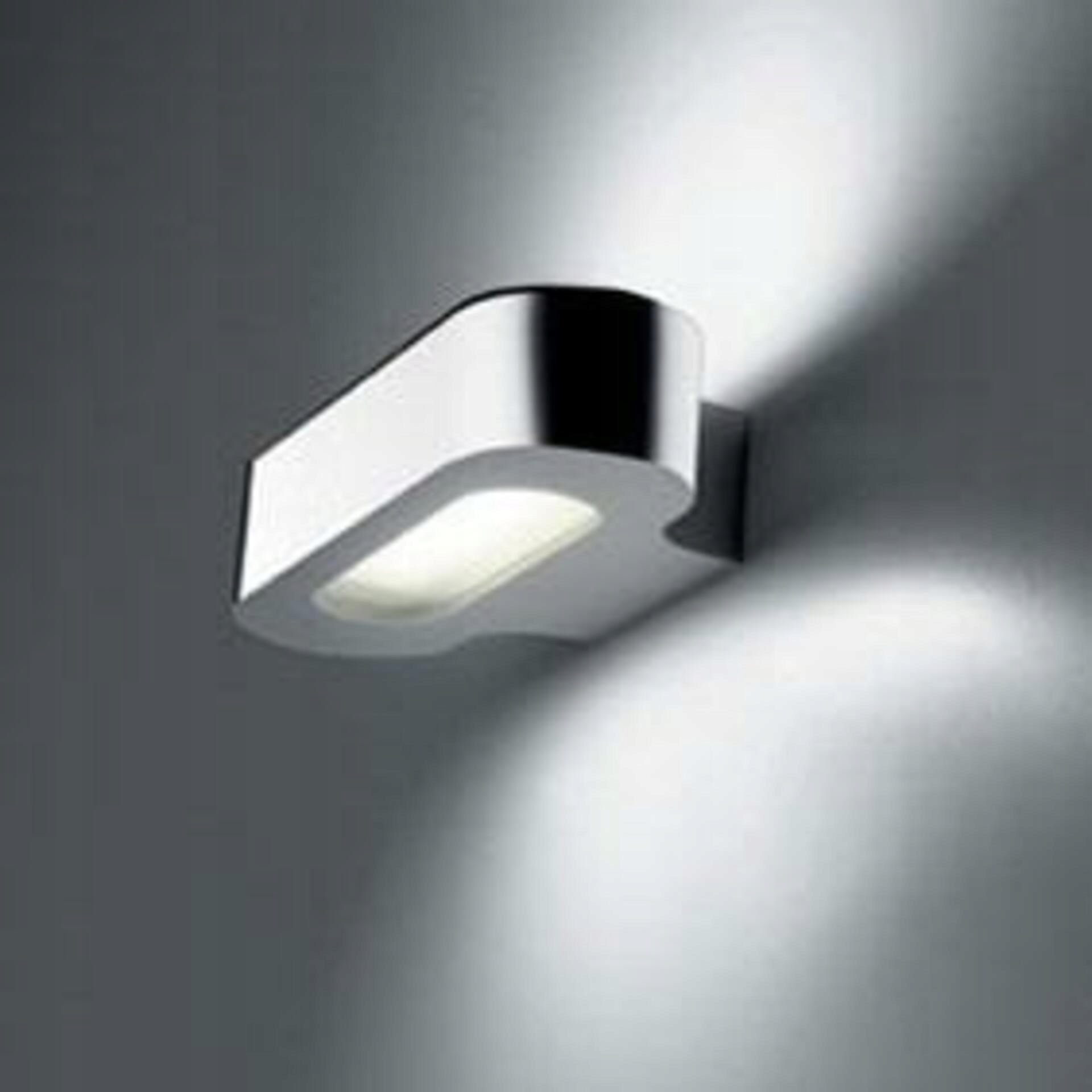 Nástenné svietidlo Artemide Talo Led W 21 cm chróm 1500lm 3000K