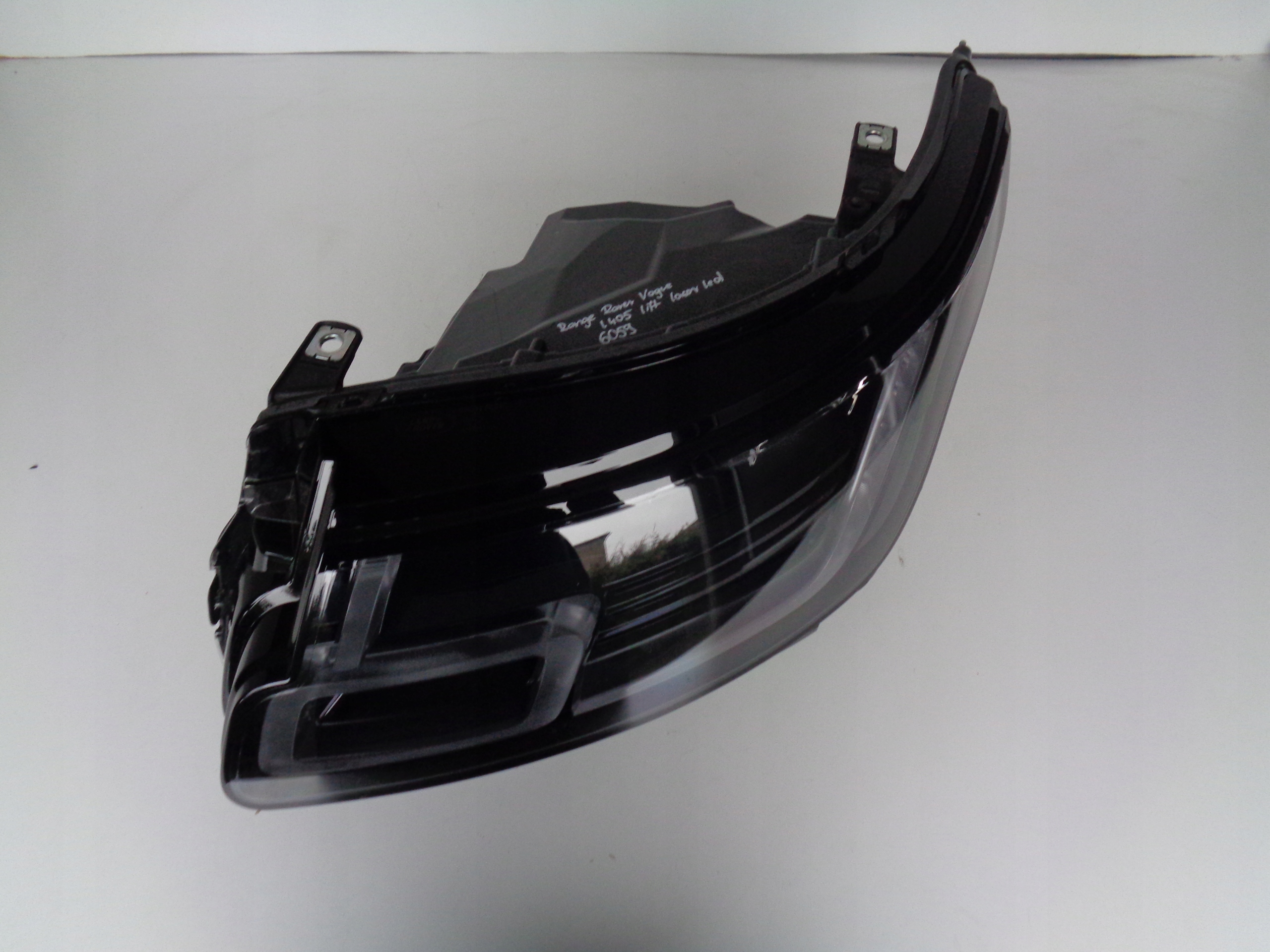 LAMPA LEWA RANGE ROVER VOGUE L405 LIFT LASER LED Strona zabudowy lewa