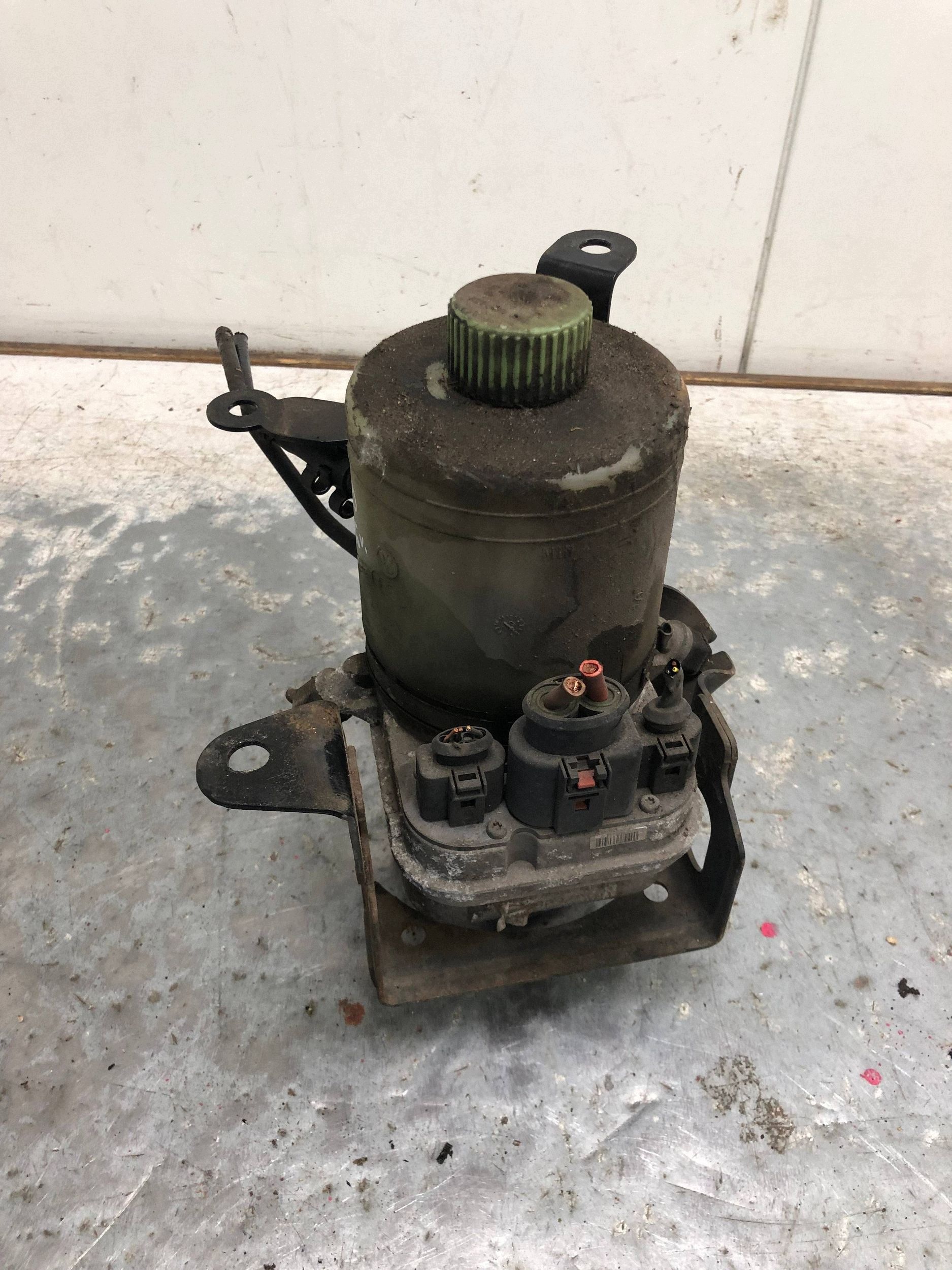 servo pump VW POLO IV 6Q0423156AB