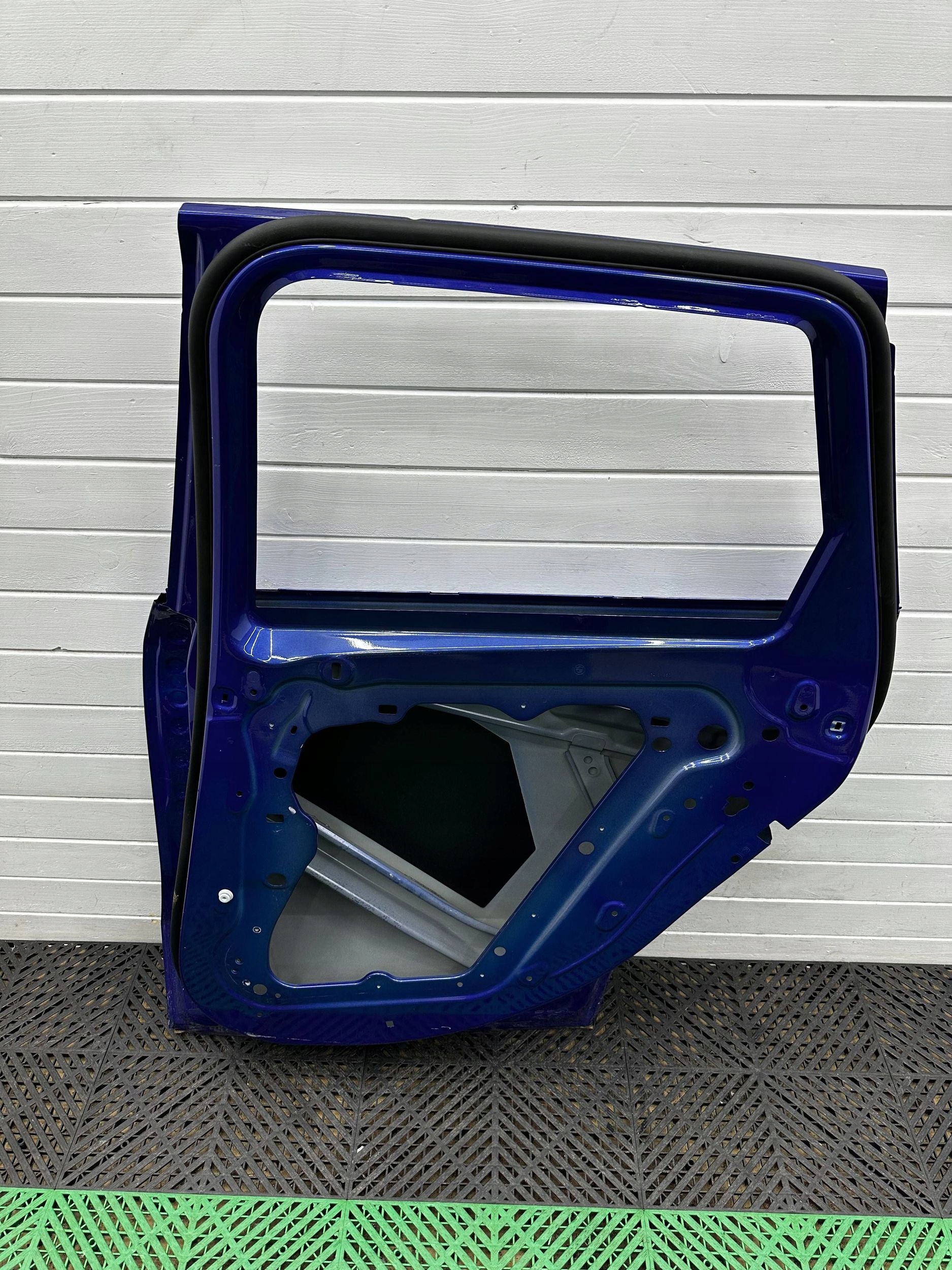 door rear. rear part side right BMW X1 U11 5A38656