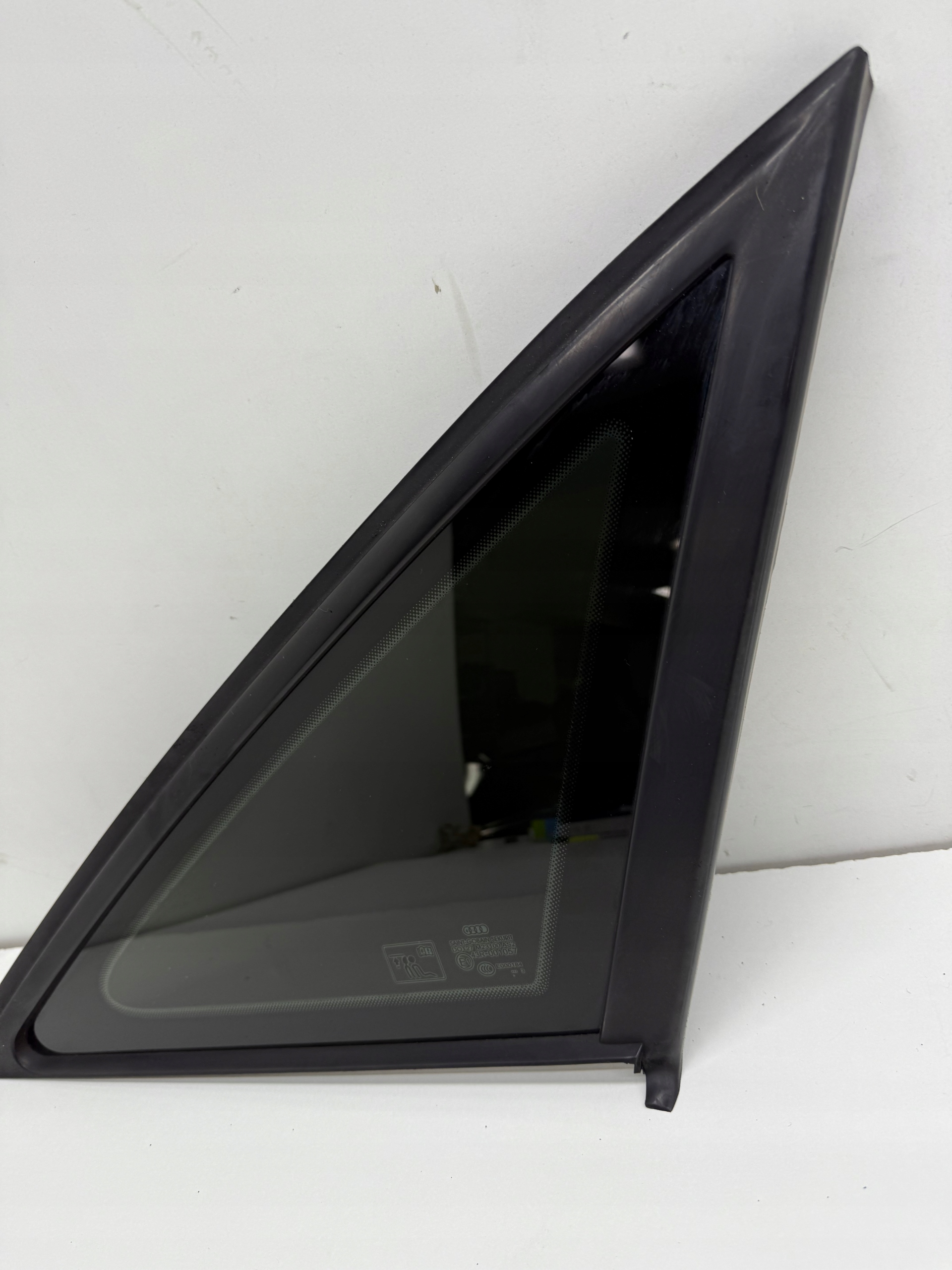AUDI A6 C7 sedan window bodywork right rear part original!