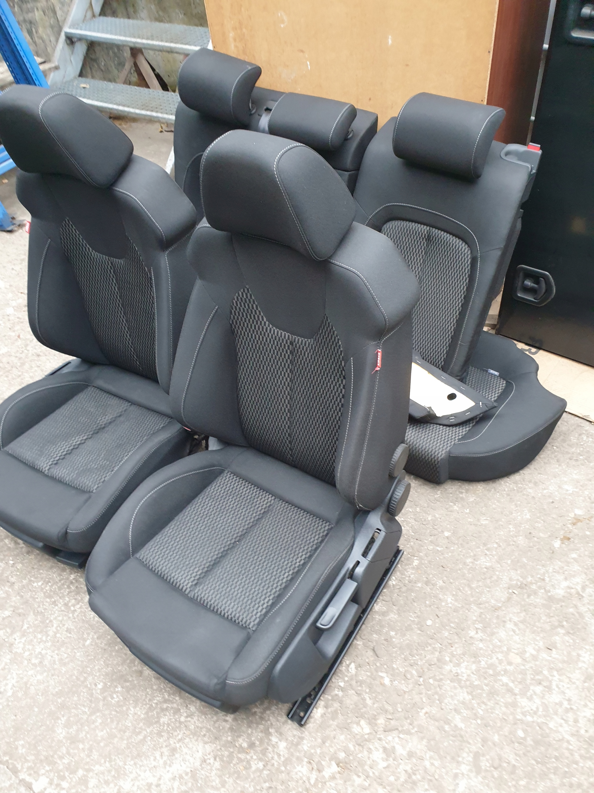 Sièges KUBELKOWE Chauffé Siège SEAT EXEO KOMBI 2008