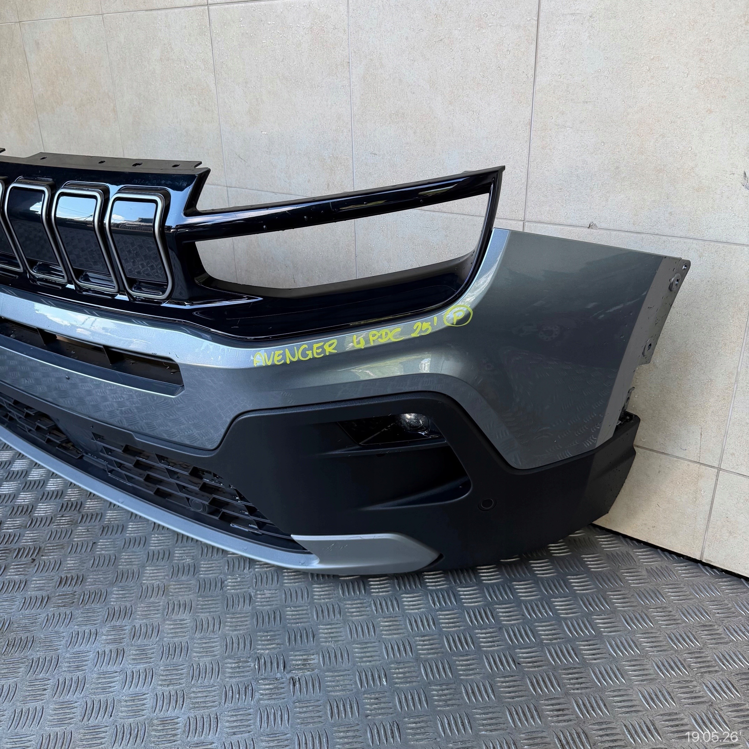 front bumper complete JEEP AVENGER 2025 ROK 4 PDC