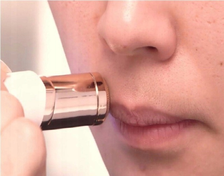 HIT DEPILATOR do Twarzy FLAWLBSS Dyskretna Golarka Model 8944632601