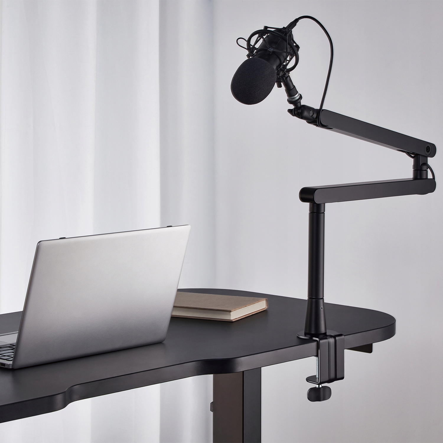 Profesjonalny statyw biurkowy do mikrofonu ramię uchwyt uniwersalny czarny Stan opakowania oryginalne