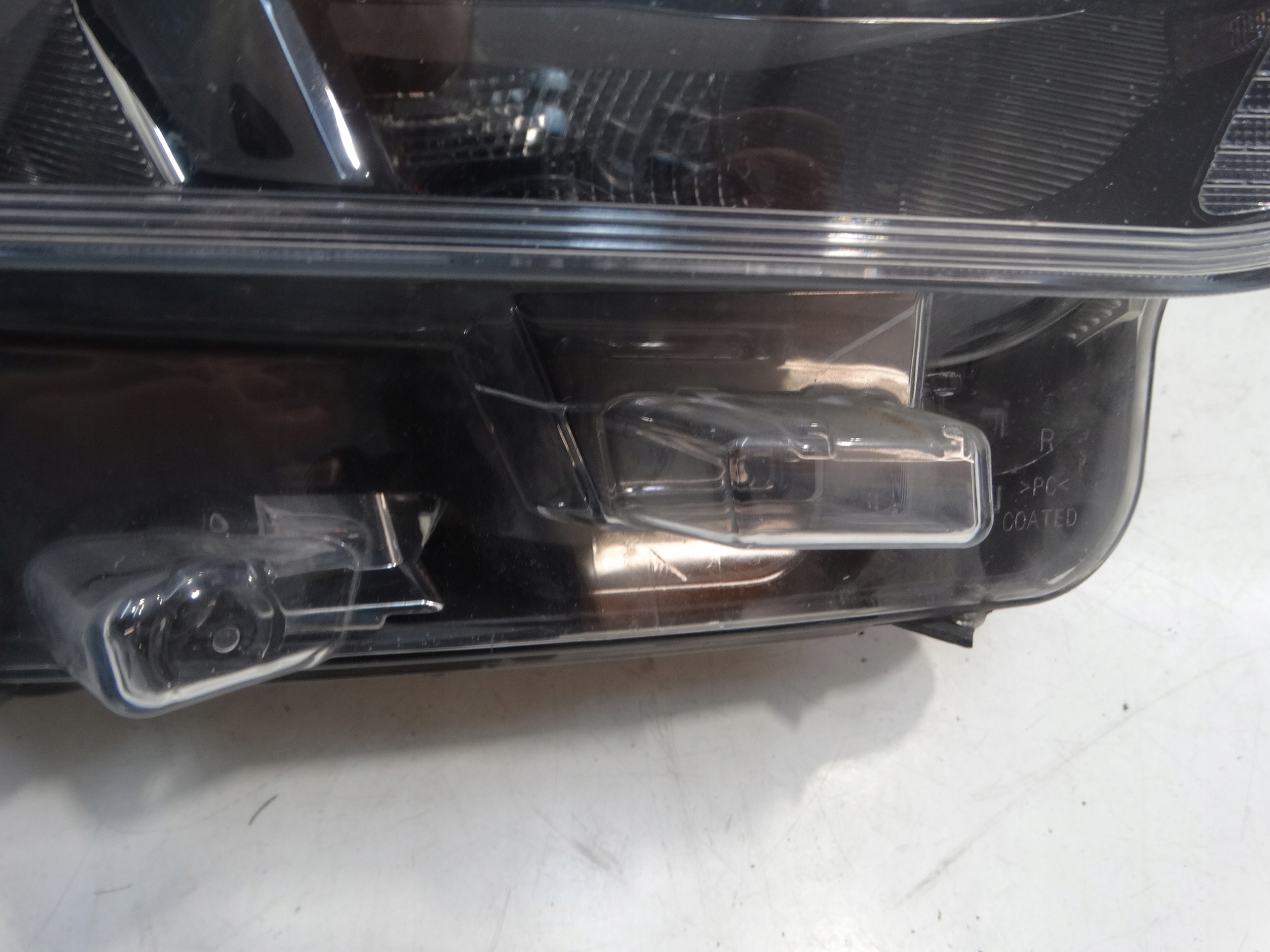 light REFLEKTOR right front TOYOTA PROACE VERSO 19R.- 9835780580