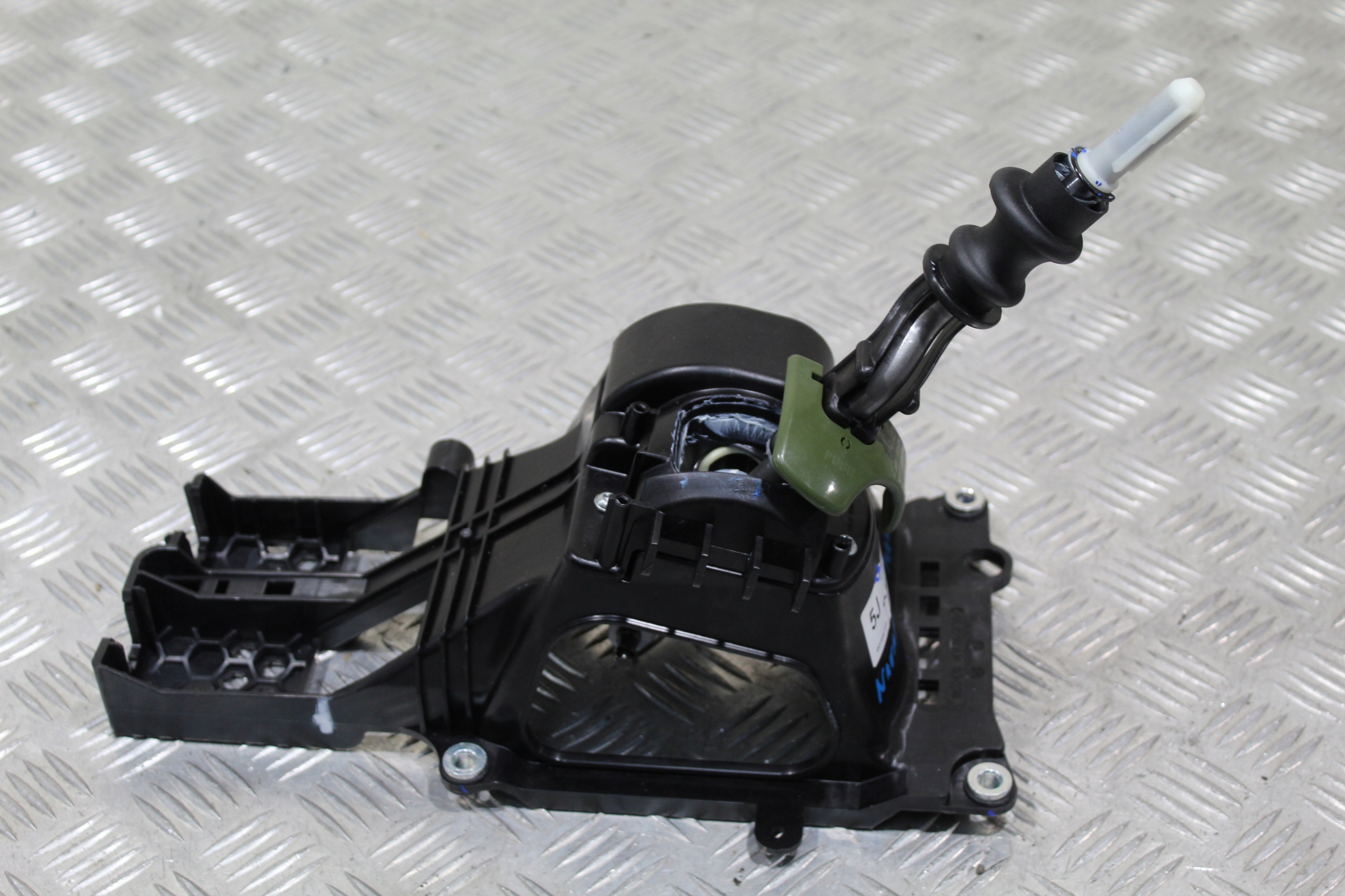 MÉCANISME LEVIER VITESSE NAVARA IV 4 D23 NP300