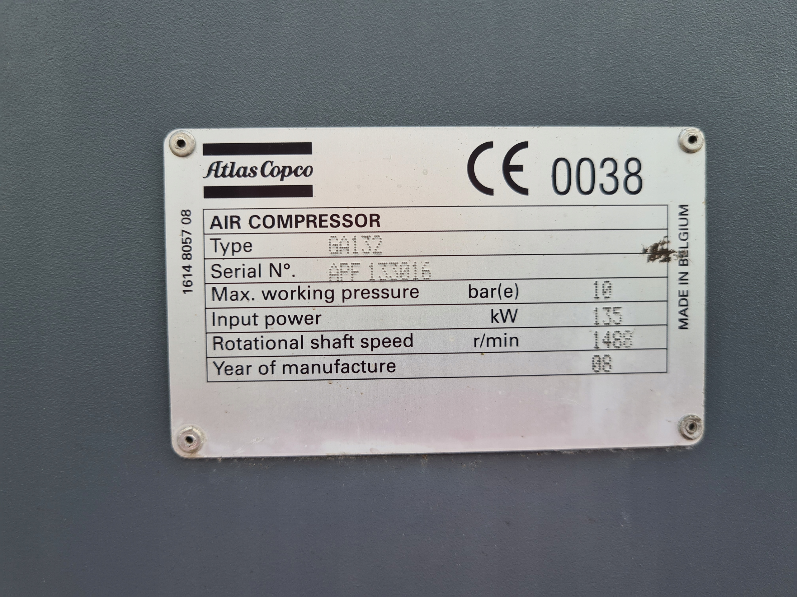 Kompresor śrubowy ATLAS COPCO GA 132 Wydajność efektywna 20 l/min