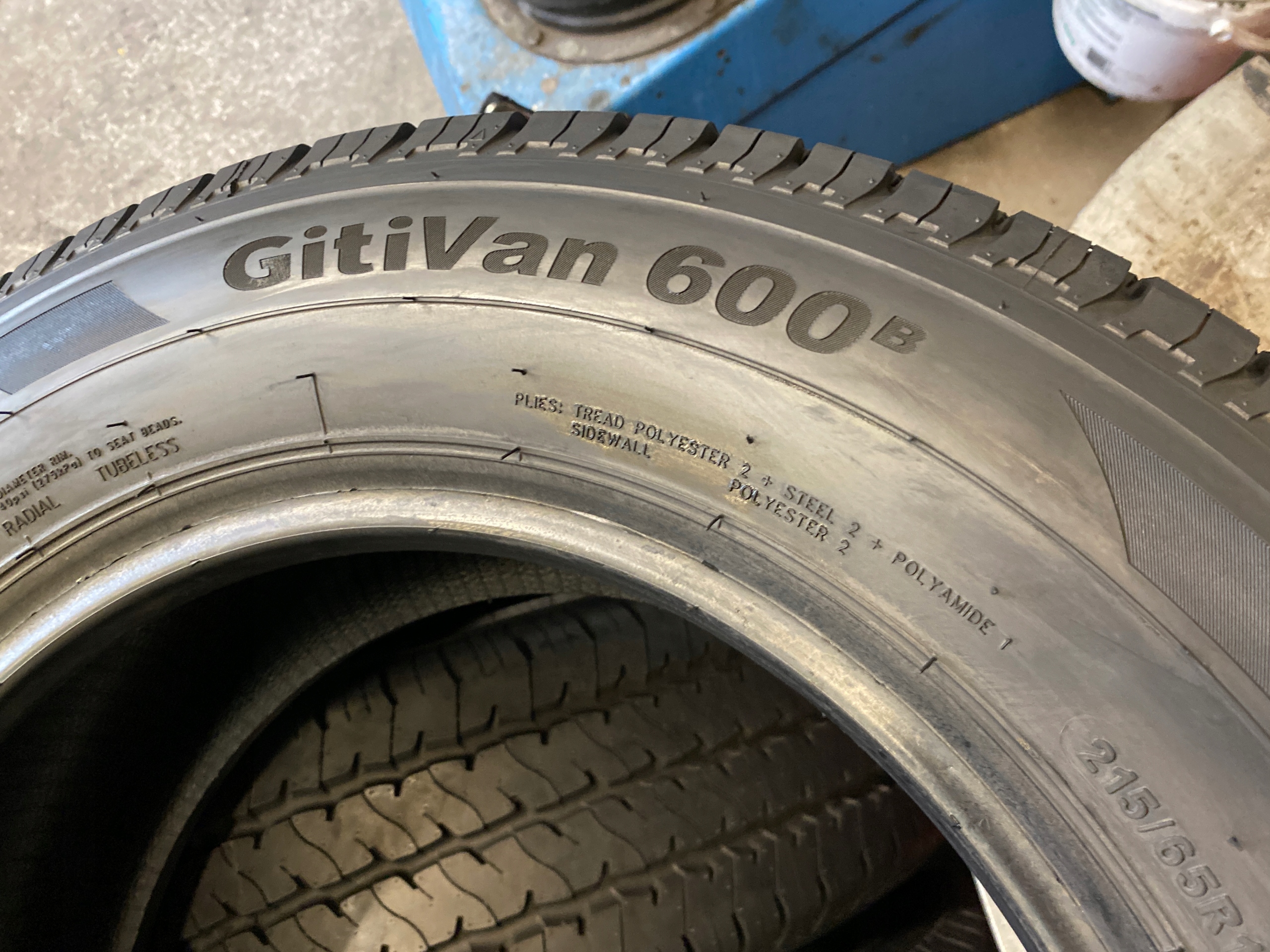 4 tyres summer 215/65R16C Giti GitiVan 600 DEMO as new 9mm 2024r