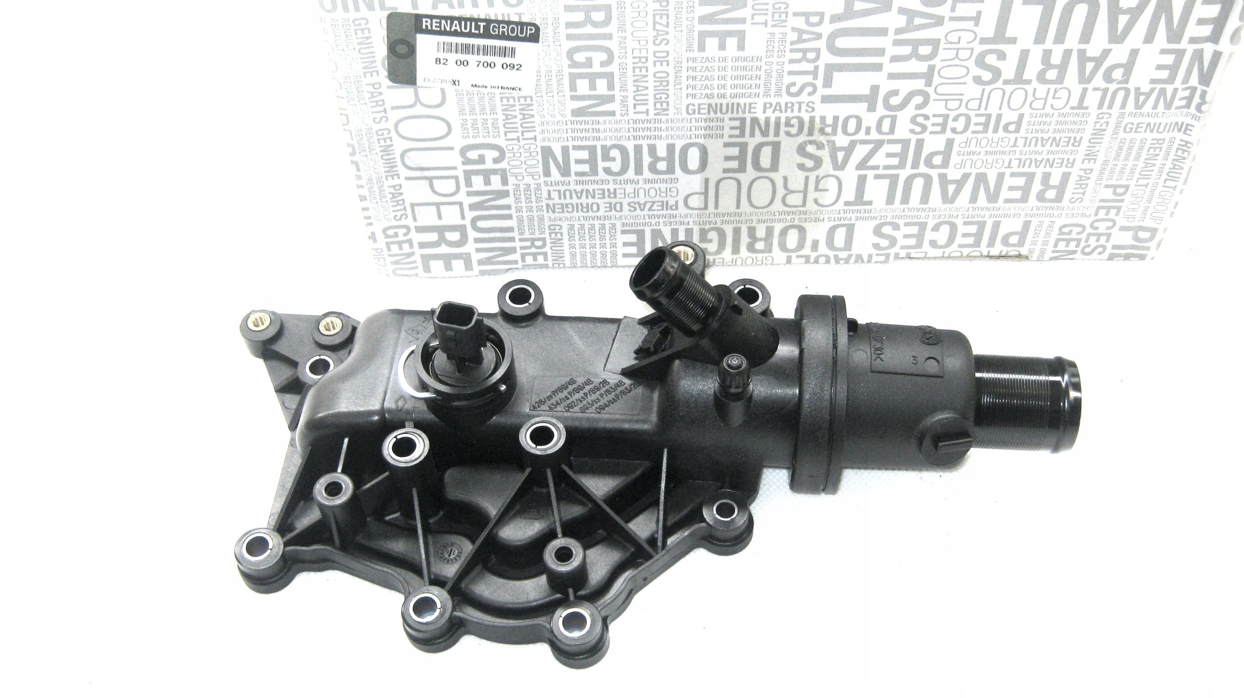 TERMOSTAT OBUDOWA MEGANE II SCENIC II 1.4 1.6 16V. Numer katalogowy części 8200 700 092