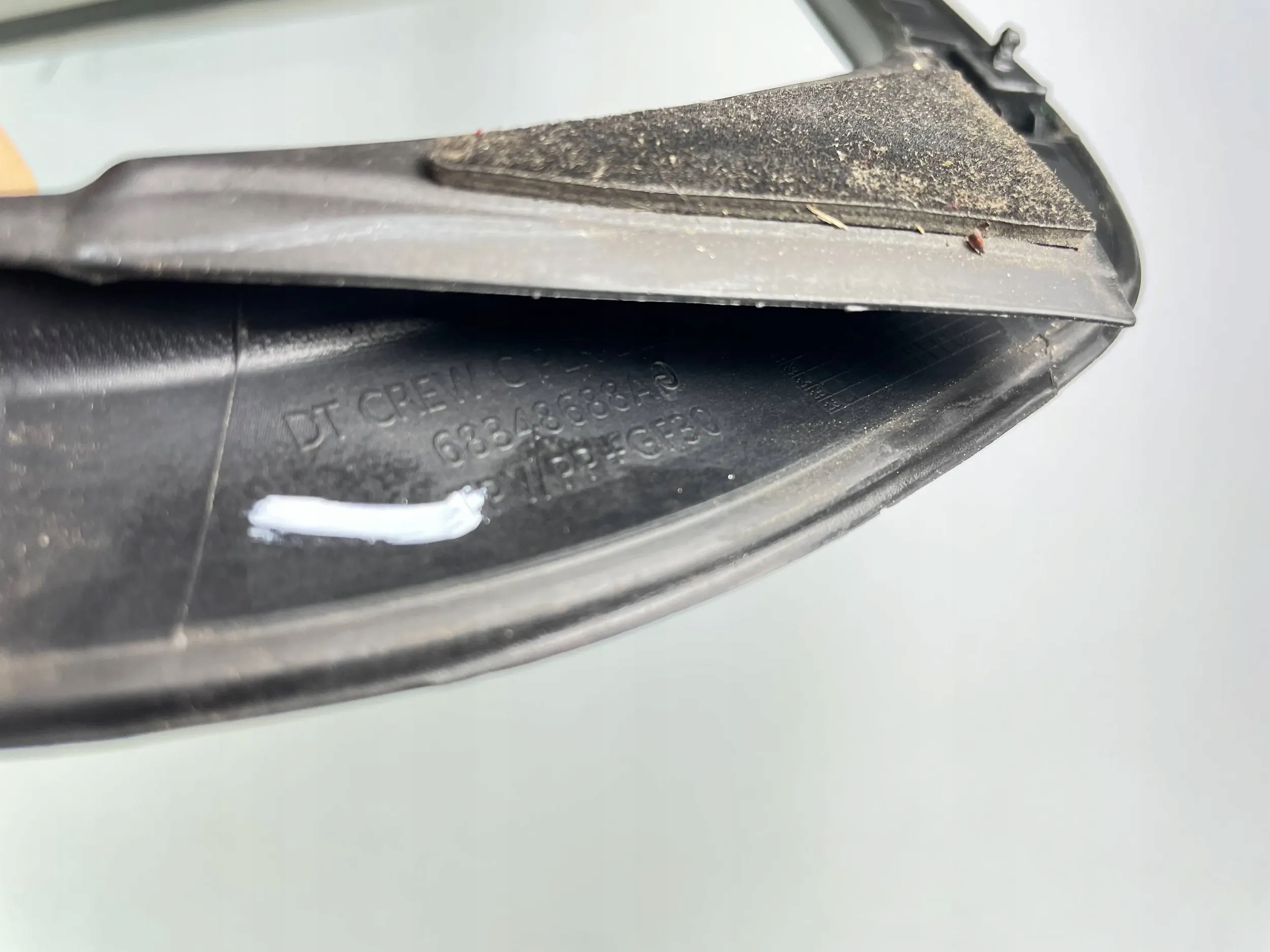 Ram 1500 V moulding door right rear part 2019-24